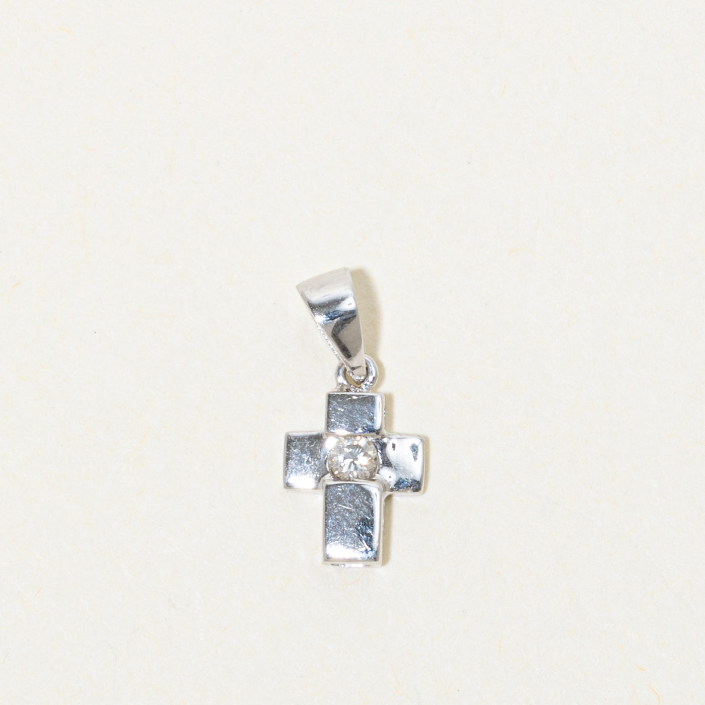 18k White Gold Diamond Cross Pendant