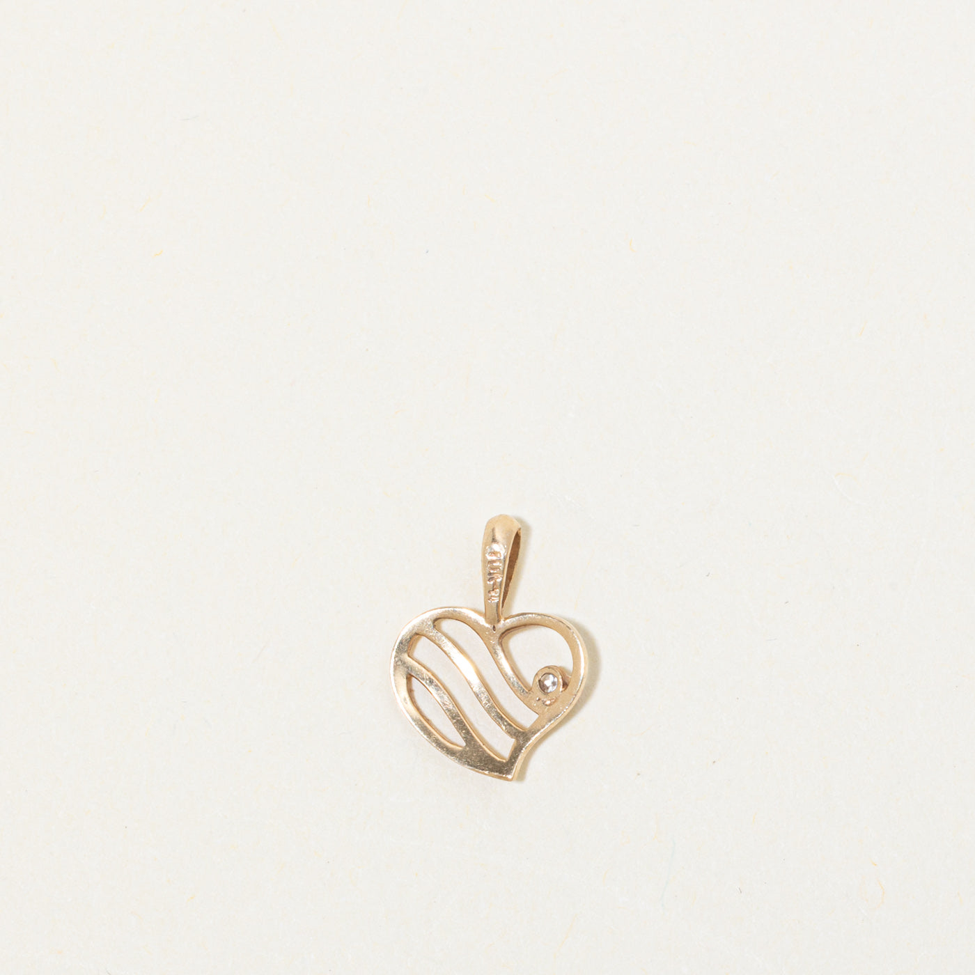 10k Diamond Openwork Heart Pendant