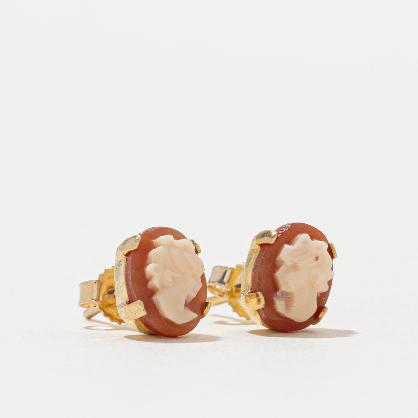 9k Shell Cameo Stud Earrings | 3.40ctw