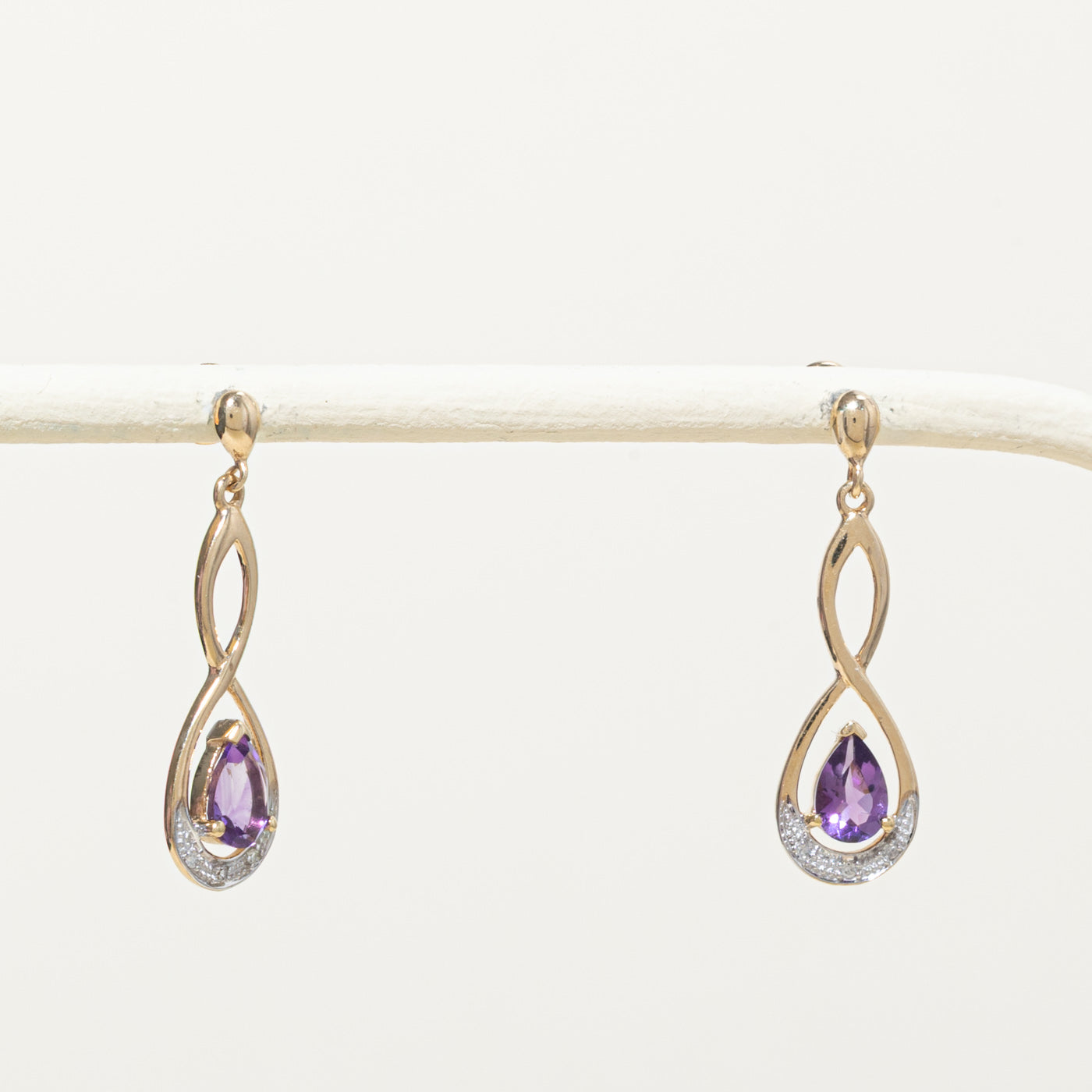 10k Amethyst & Diamond Drop Earrings | 0.70ctw, 0.03ctw
