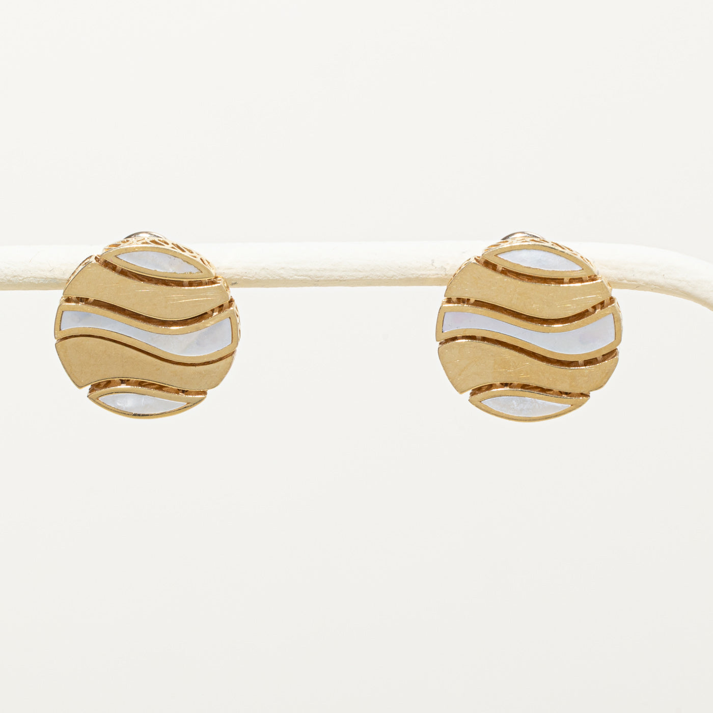 18k Mother of Pearl Wave Design Stud Earrings
