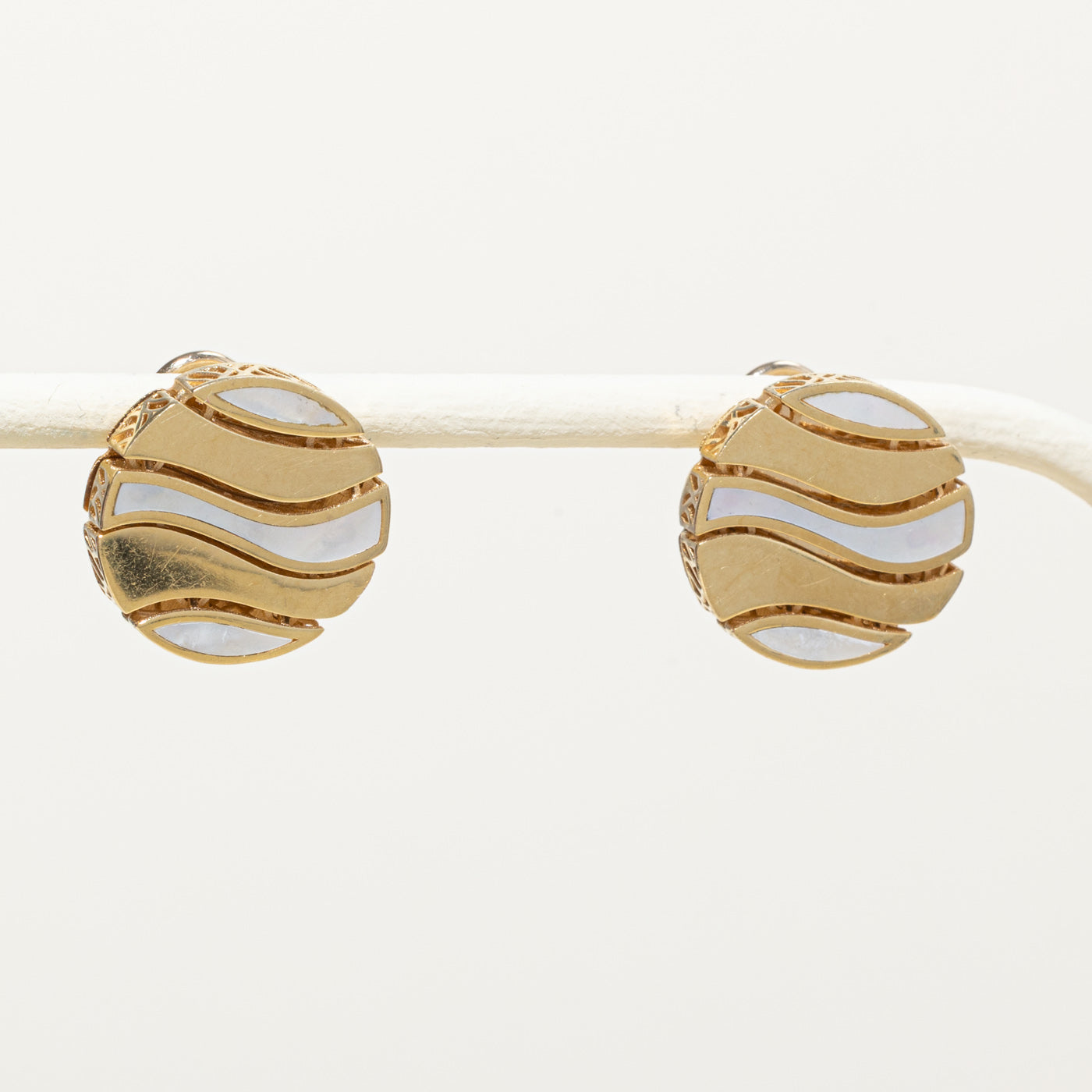 18k Mother of Pearl Wave Design Stud Earrings