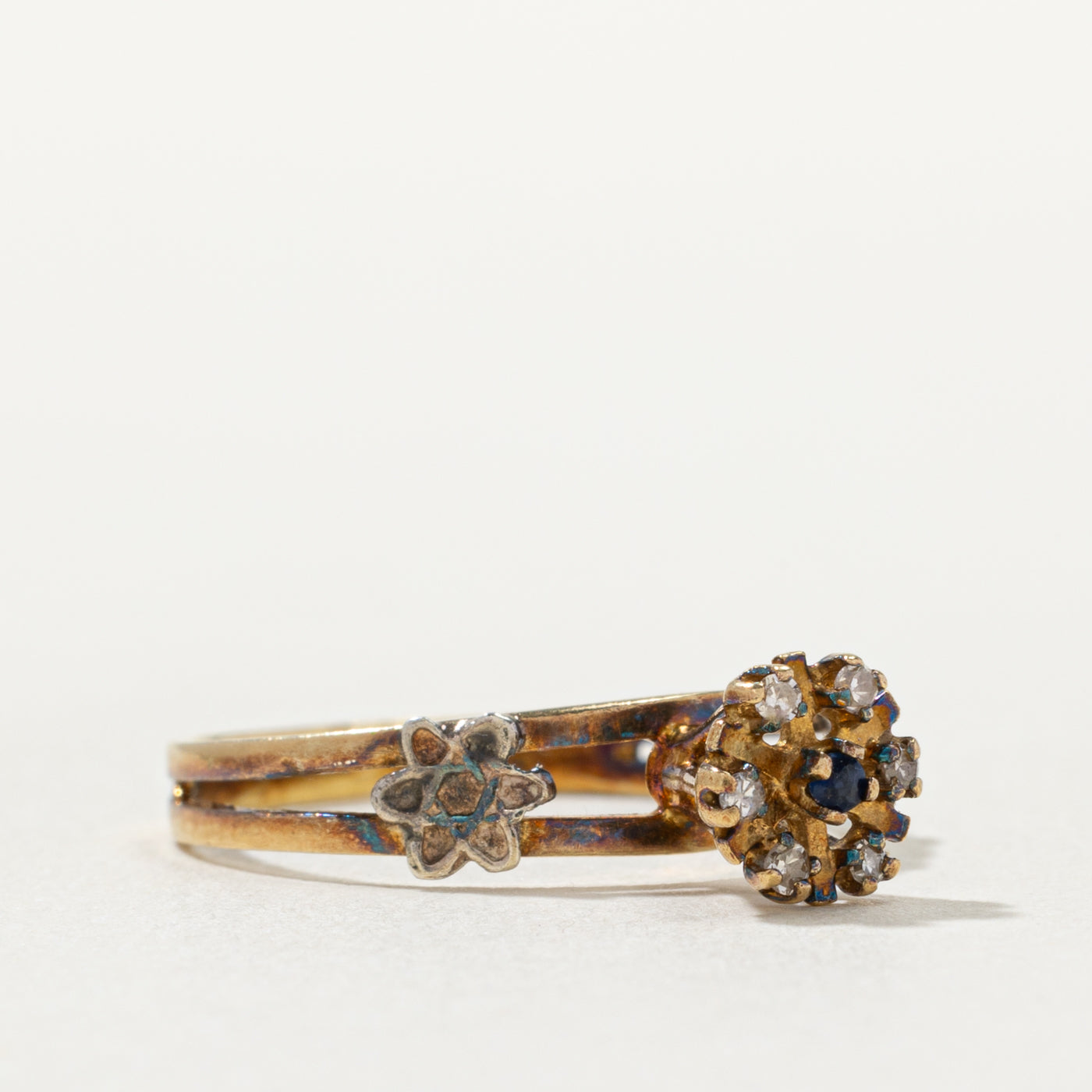 Victorian 14k Glass & Single Cut Diamond Ring | 0.03ctw, 0.02ct | SZ 6.25