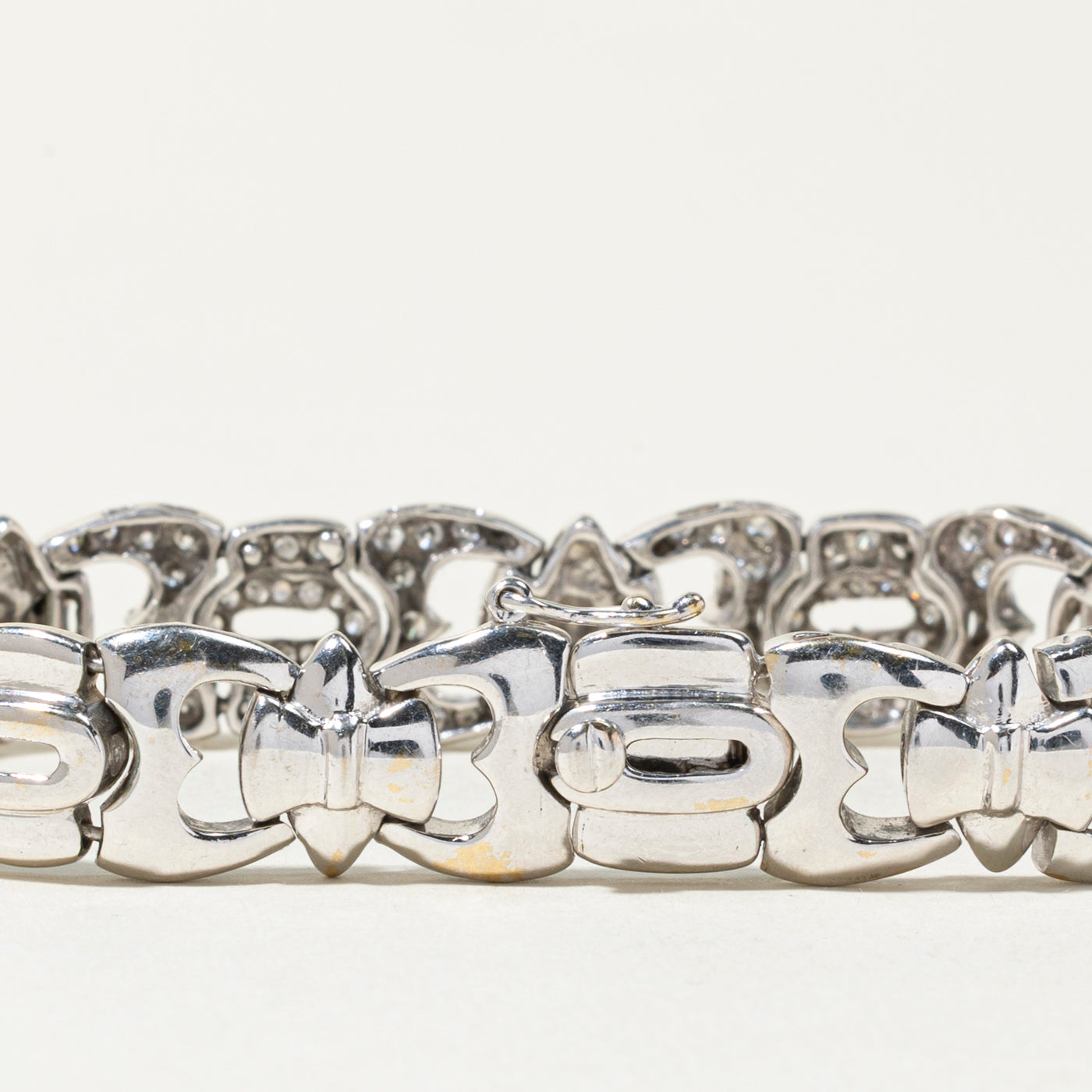 18k White Gold Diamond Bow Link Bracelet | 1.88ctw | 6.75"