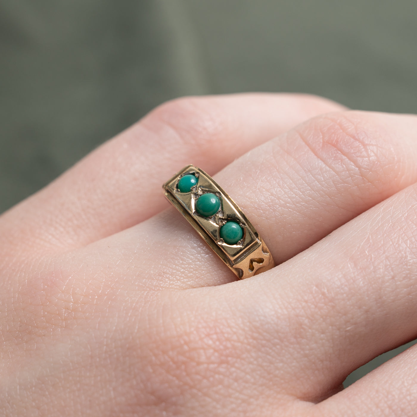 Bague Sheffield 9K trois pierres turquoise imitation 1989 | 0,24 ct | Taille 6,75