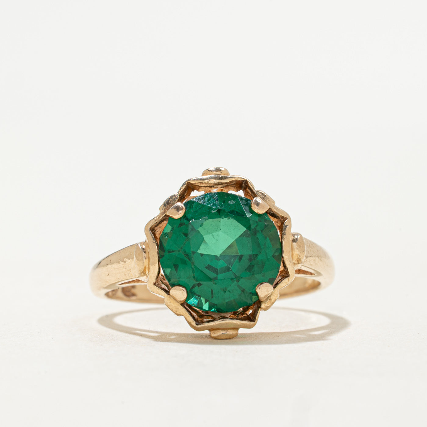 Bague solitaire vintage canadienne en or 10 carats et verre vert | 1,60 ct | Taille 8