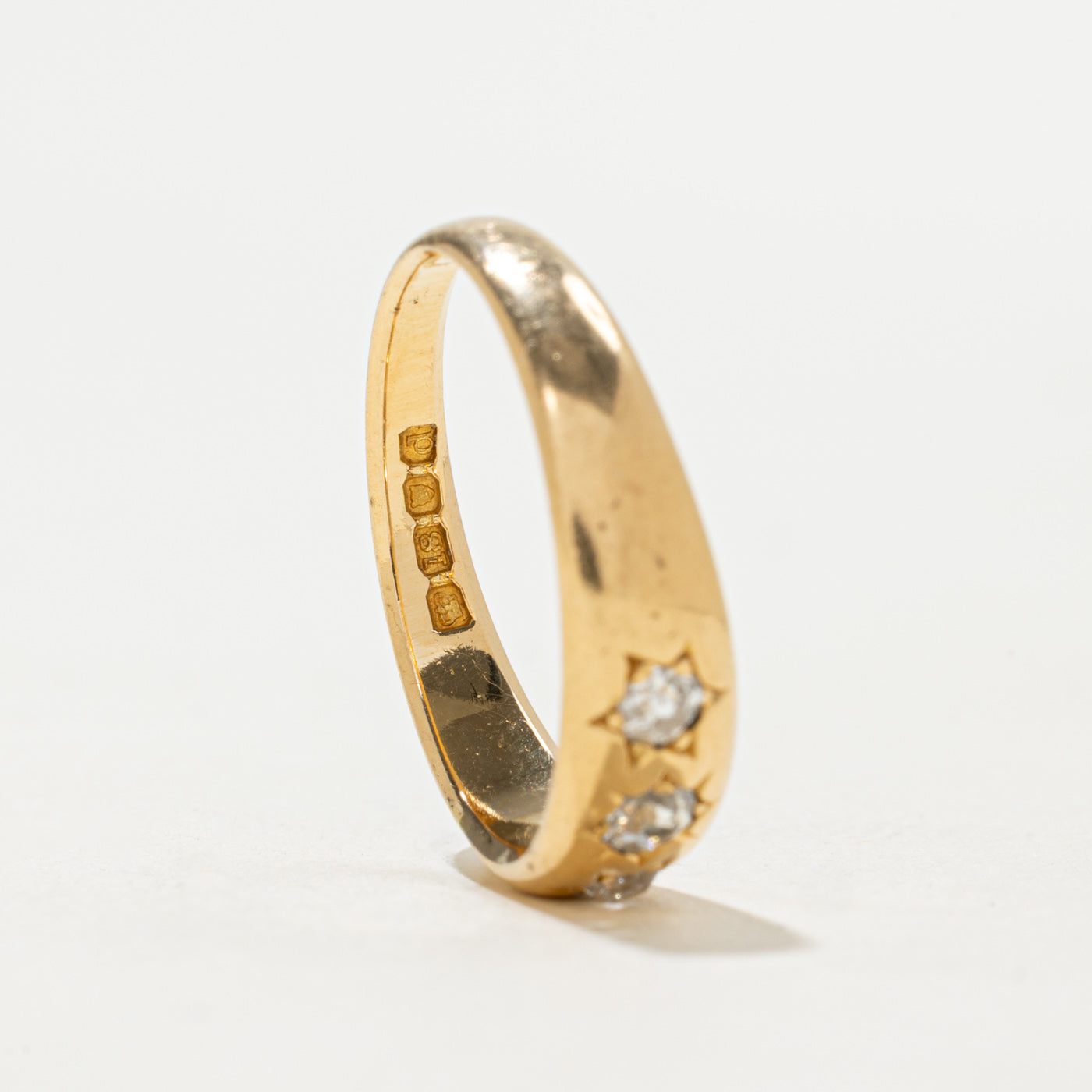 Bague Londres 1899 en or 18 carats sertie de trois diamants taille ancienne | 0,23 ct au total | Taille 6,5