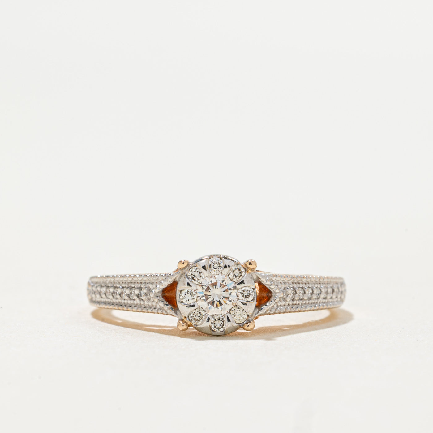 Bague ukrainienne en or 14 carats, sertie de diamants illusion, poinçonnée | 0,15 ct | Taille 6