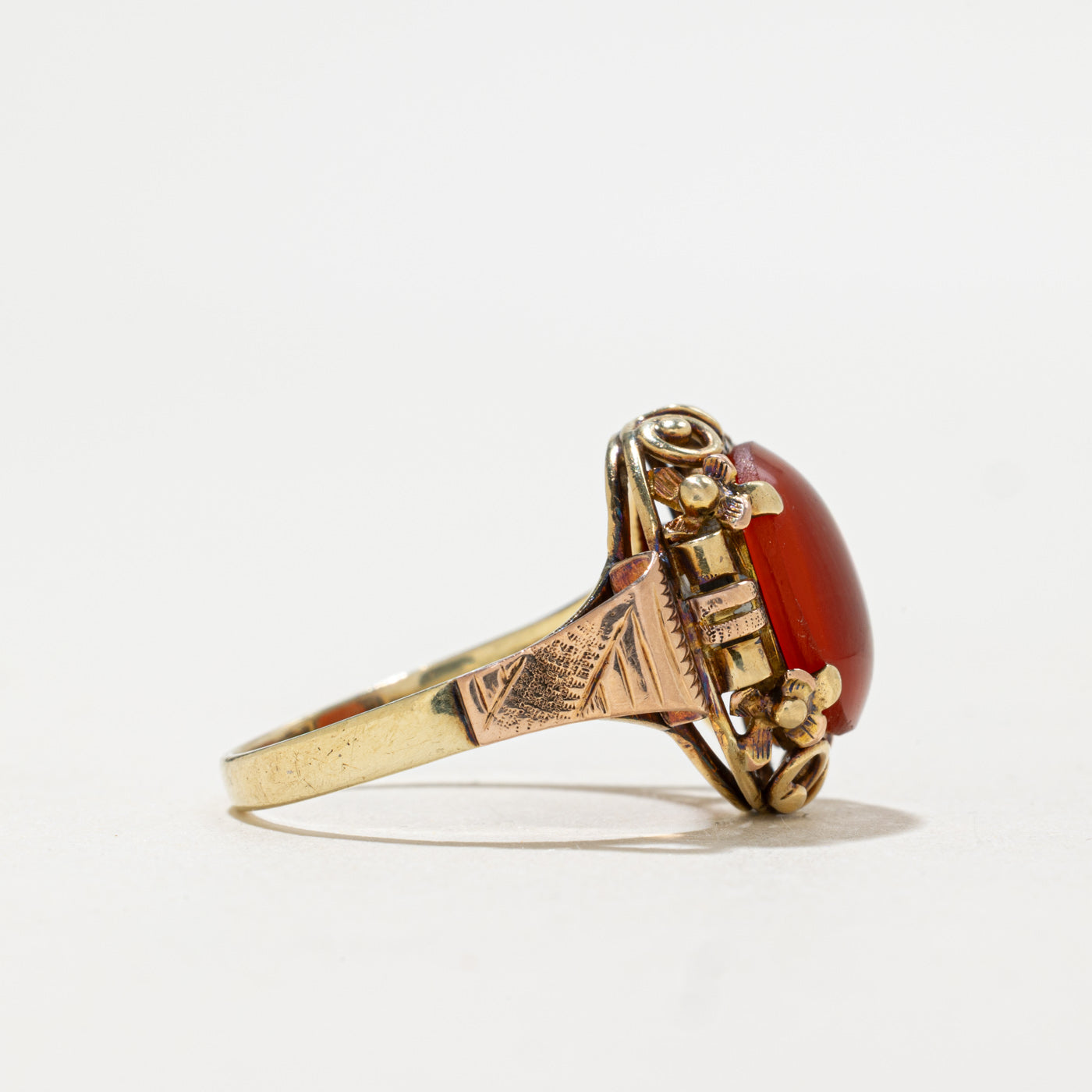 14K Carnelian Scrollwork Cocktail Ring | 2.90ct | SZ 7.25