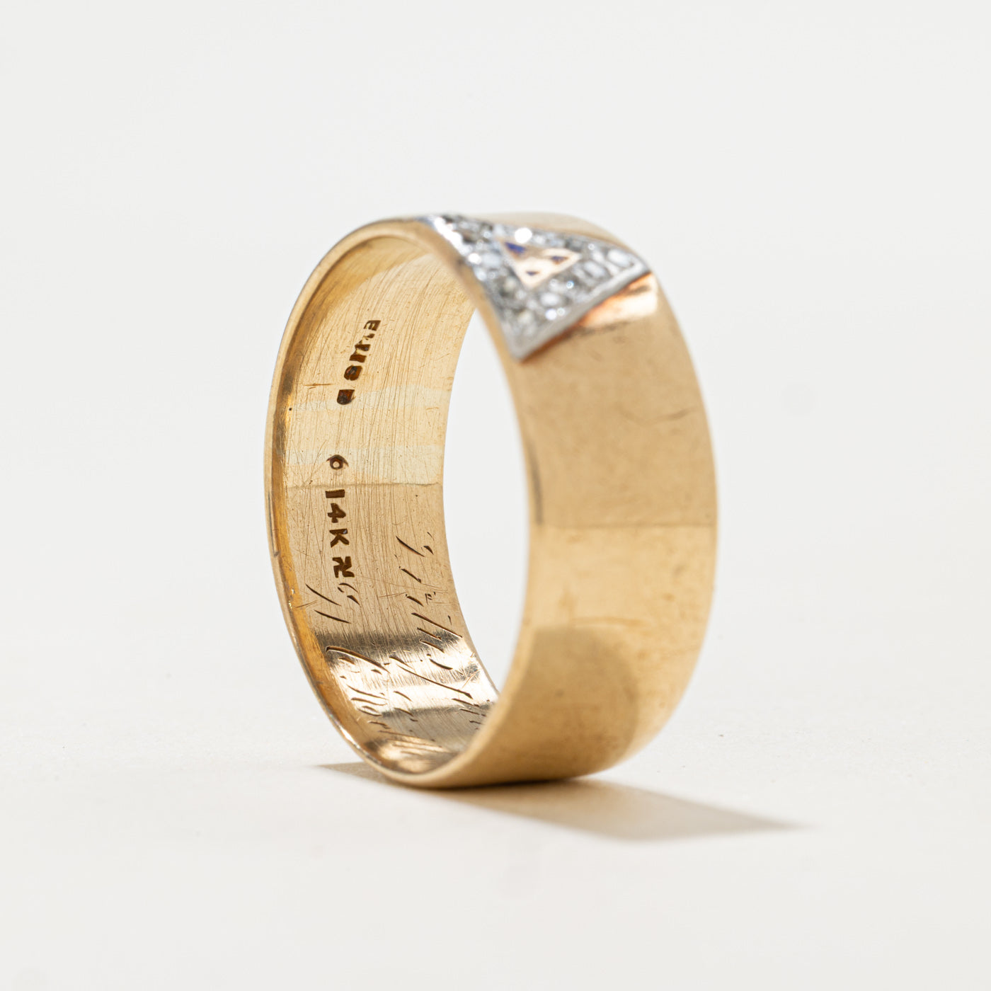 14K Masonic Pave Set Diamond Triangle Band | 0.1ctw | SZ 10.5