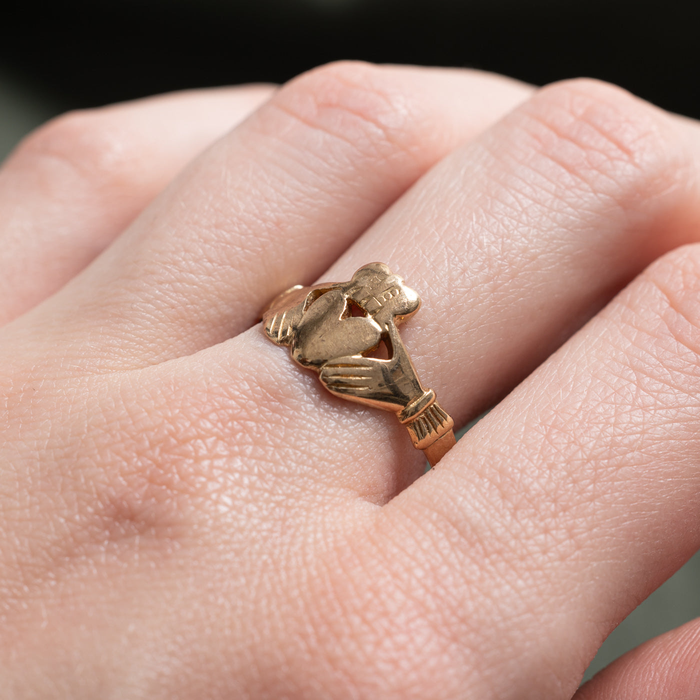 Bague Claddagh en or jaune 9 carats, Dublin 1975 | Taille 9,75