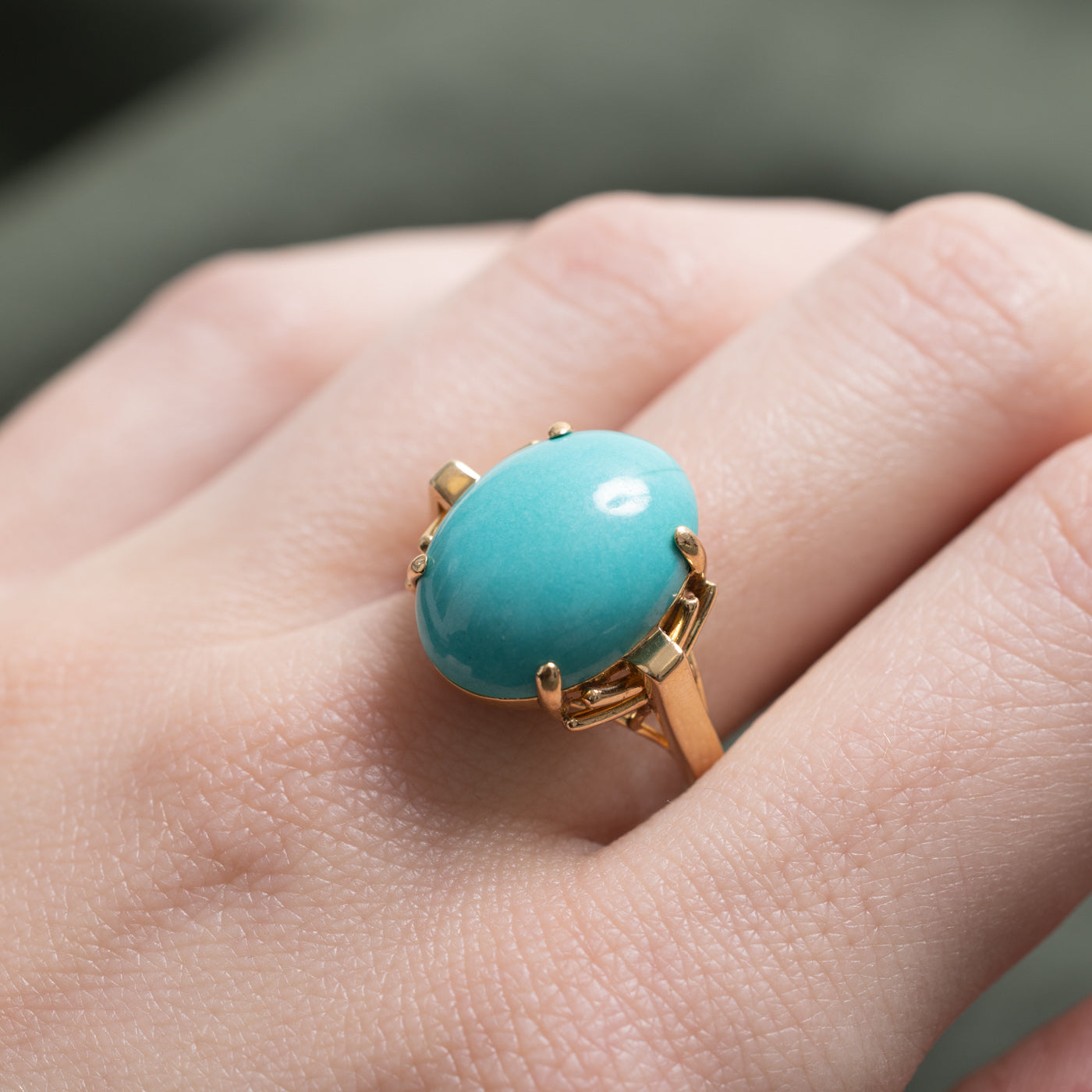 Bague cocktail en turquoise cabochon ovale | 7,00 ct | Taille 8,75