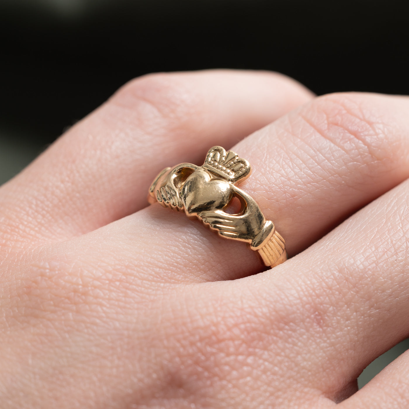 Bague Claddagh en or jaune 10 carats, Dublin 1999 | Taille 6,75