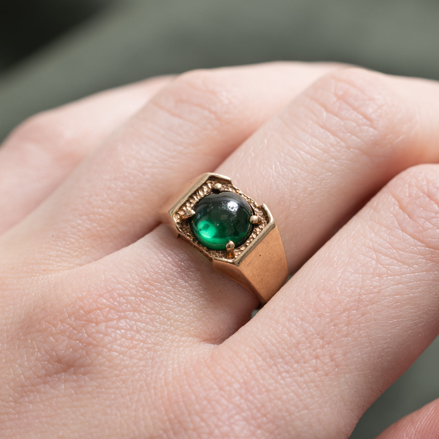 Cabochon Synthetic Spinel Chunky Ring | 2.30ct | SZ 6.5