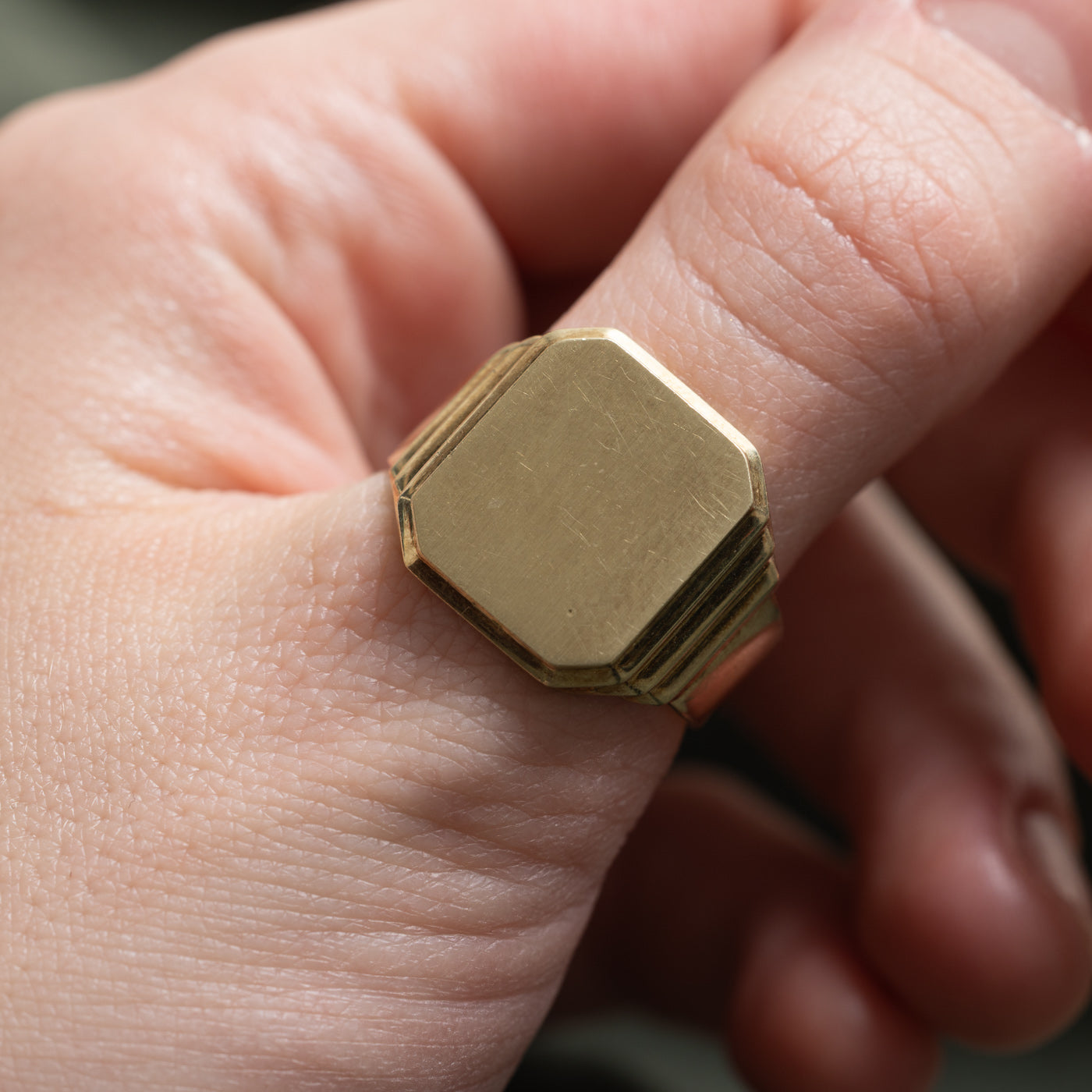 Antique Austro-Hungarian 14k Yellow Gold Fluted Signet Ring | SZ 10