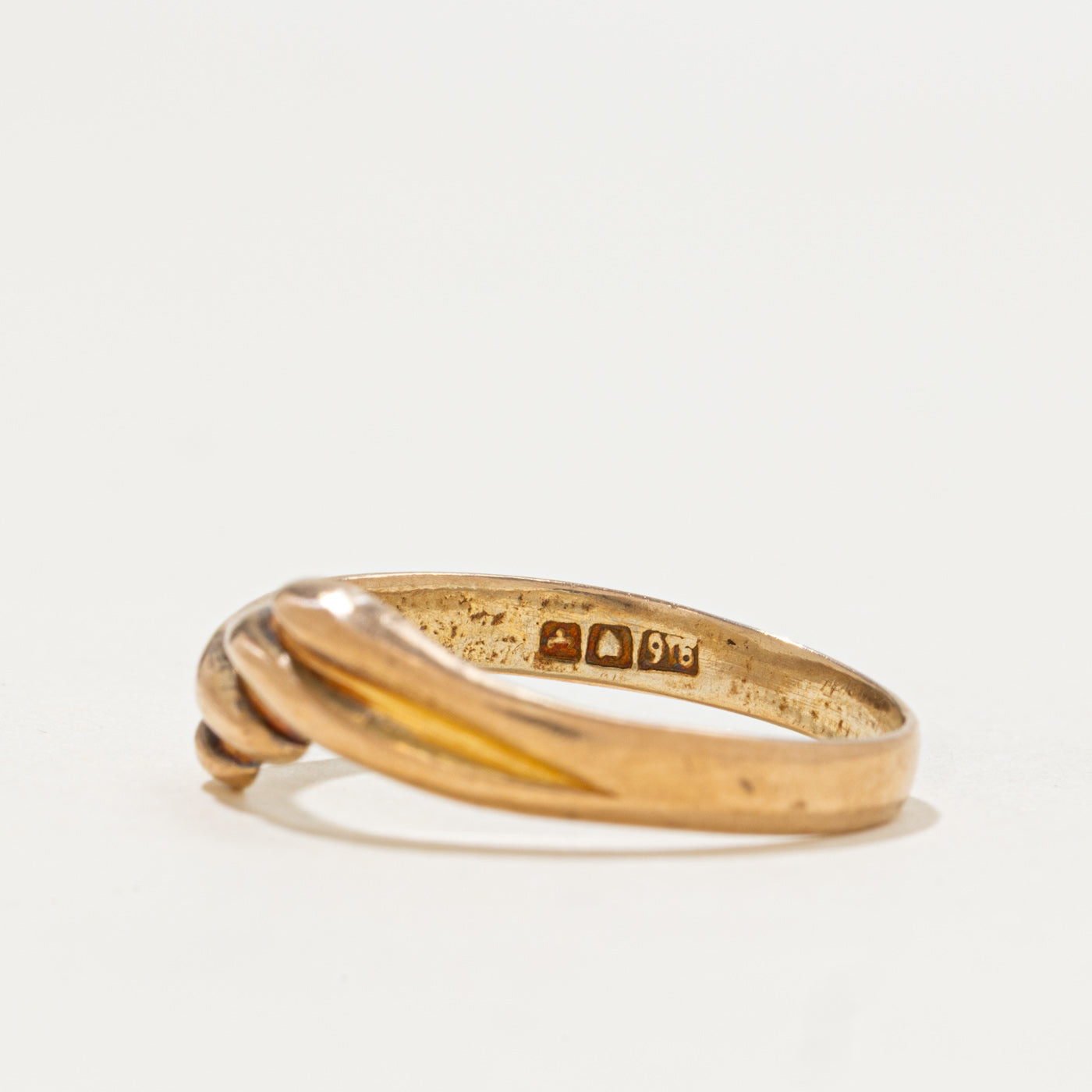 14k Yellow Gold Grooved Bypass Ring | SZ 7.5
