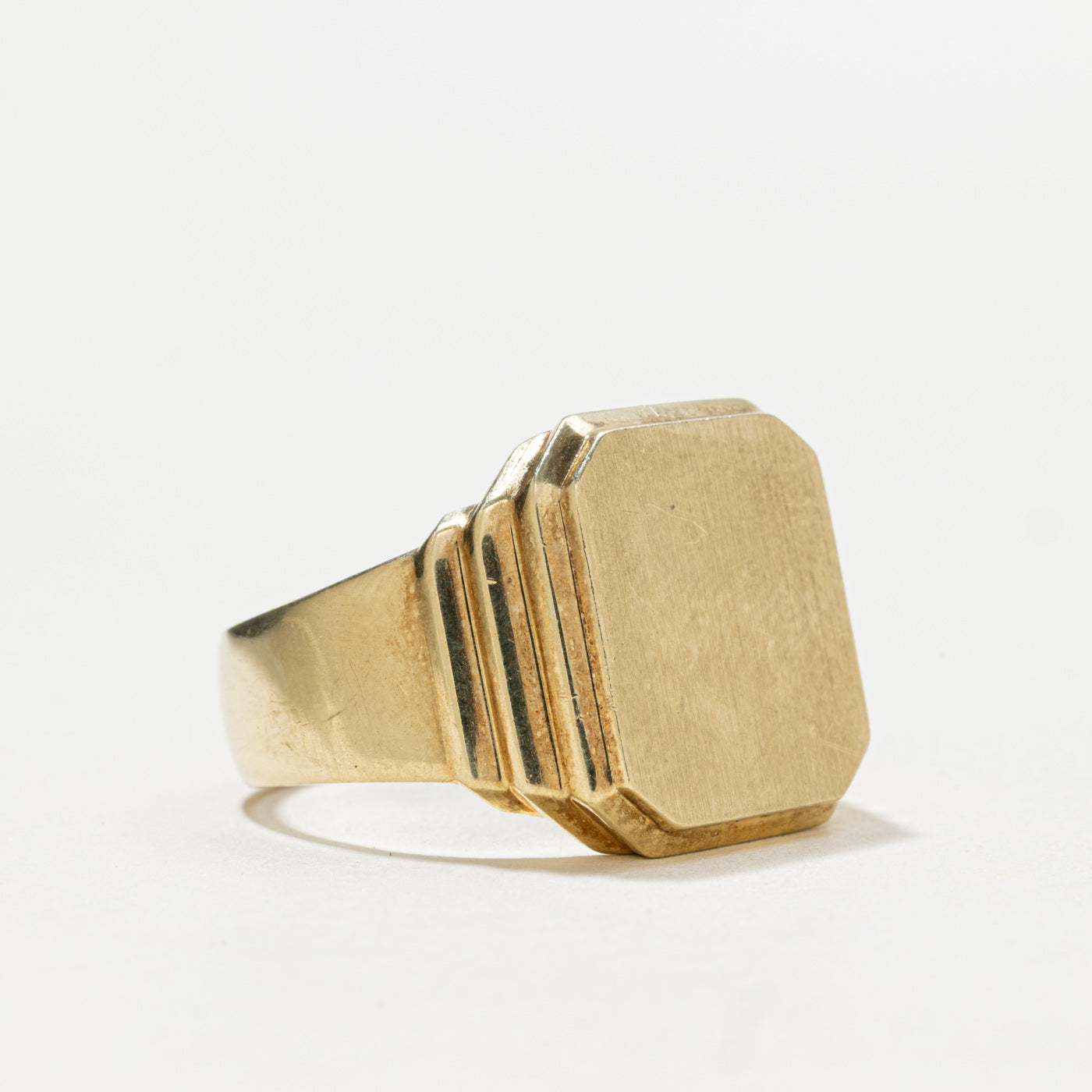 Bague chevalière cannelée antique austro-hongroise en or jaune 14 carats | Taille 10