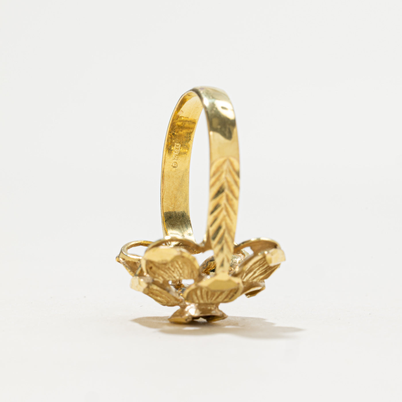 1977 London 9k Yellow Gold Flower Petal Cocktail Ring | SZ 8