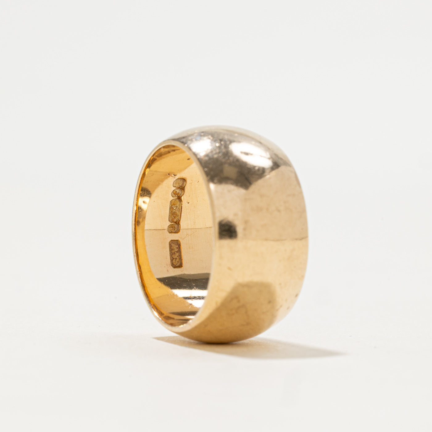 Bague de cigare en or jaune 9 carats, Londres, 1961 | 9,5 mm | Taille 6