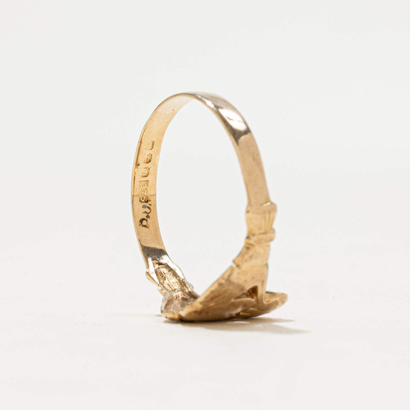 Bague Claddagh en or jaune 9 carats, Dublin 1975 | Taille 9,75