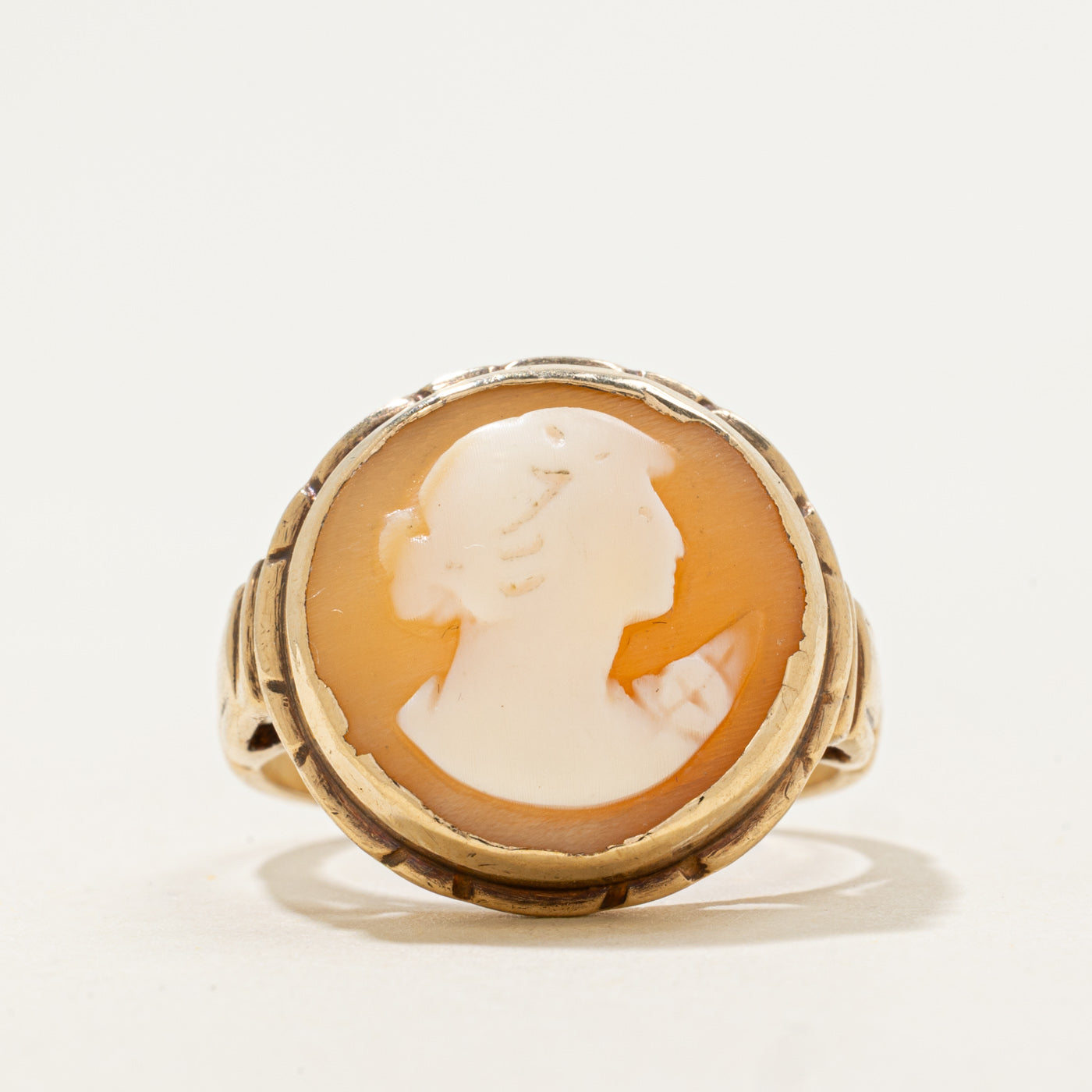 10k Shell Cameo Ring | 5.1ct | SZ 7.25
