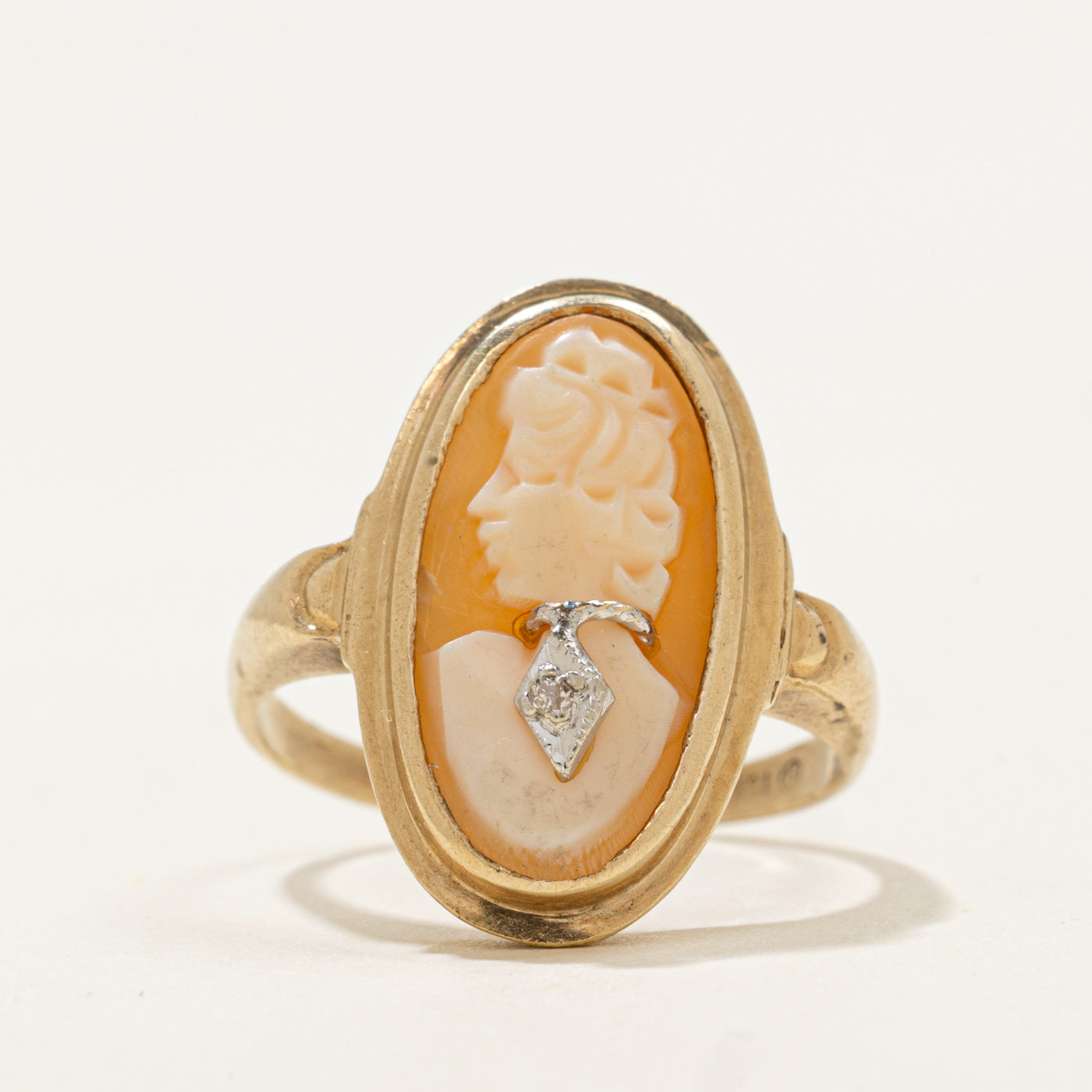 10k Shell Cameo & Diamond Accented Ring | 1.7ct, 0.005ct | SZ 8.25