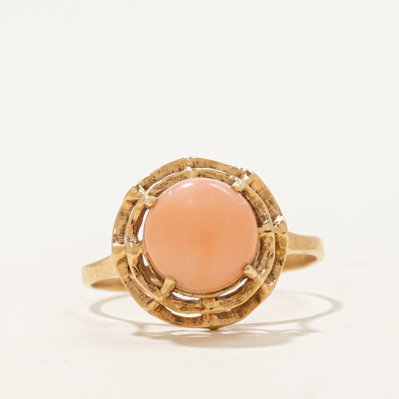14k Coral Cabochon Scalloped Edge Ring | 1.85ct | SZ 6.75