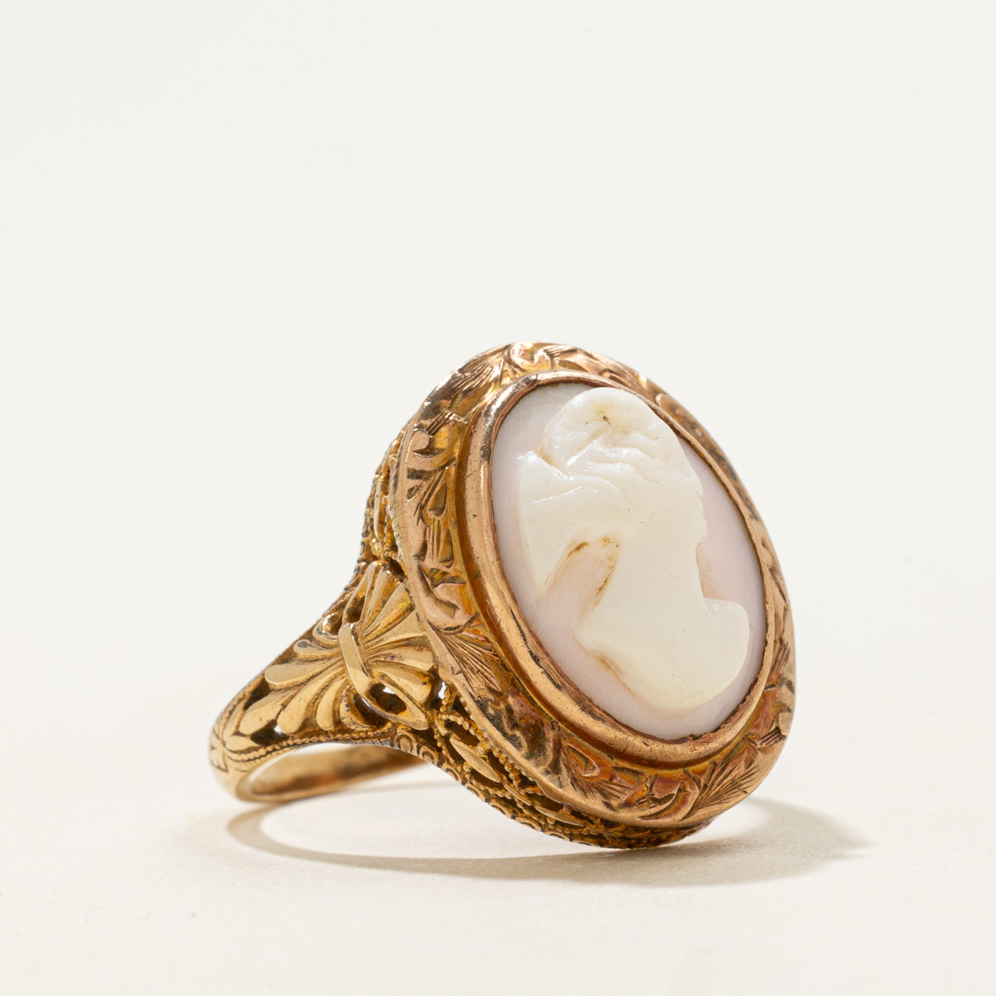 14k Cameo Scrollwork Engraved Ring | 3.25ct | SZ 5.75