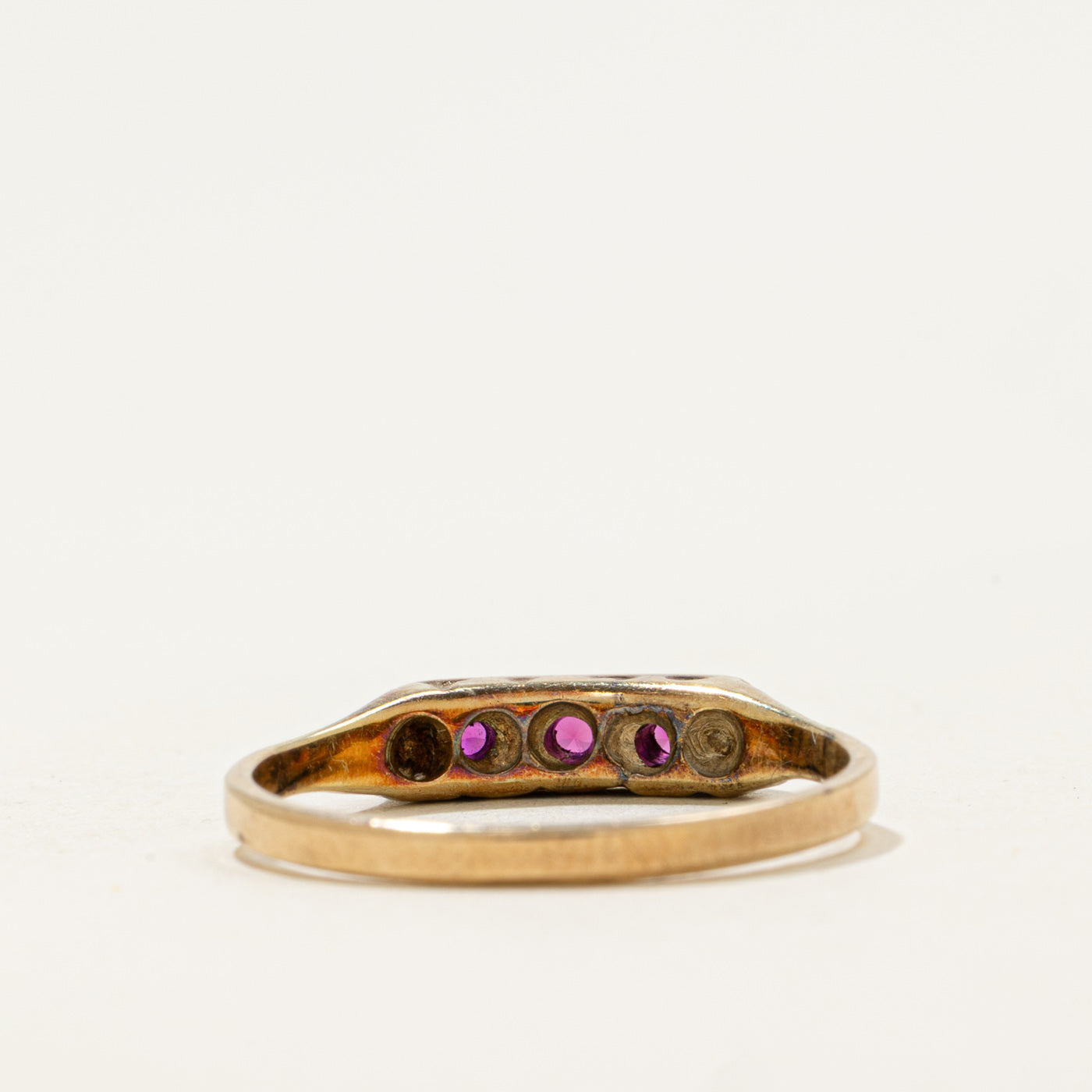 14k Three Stone Synthetic Ruby Ring | 0.26ctw | SZ 8.25
