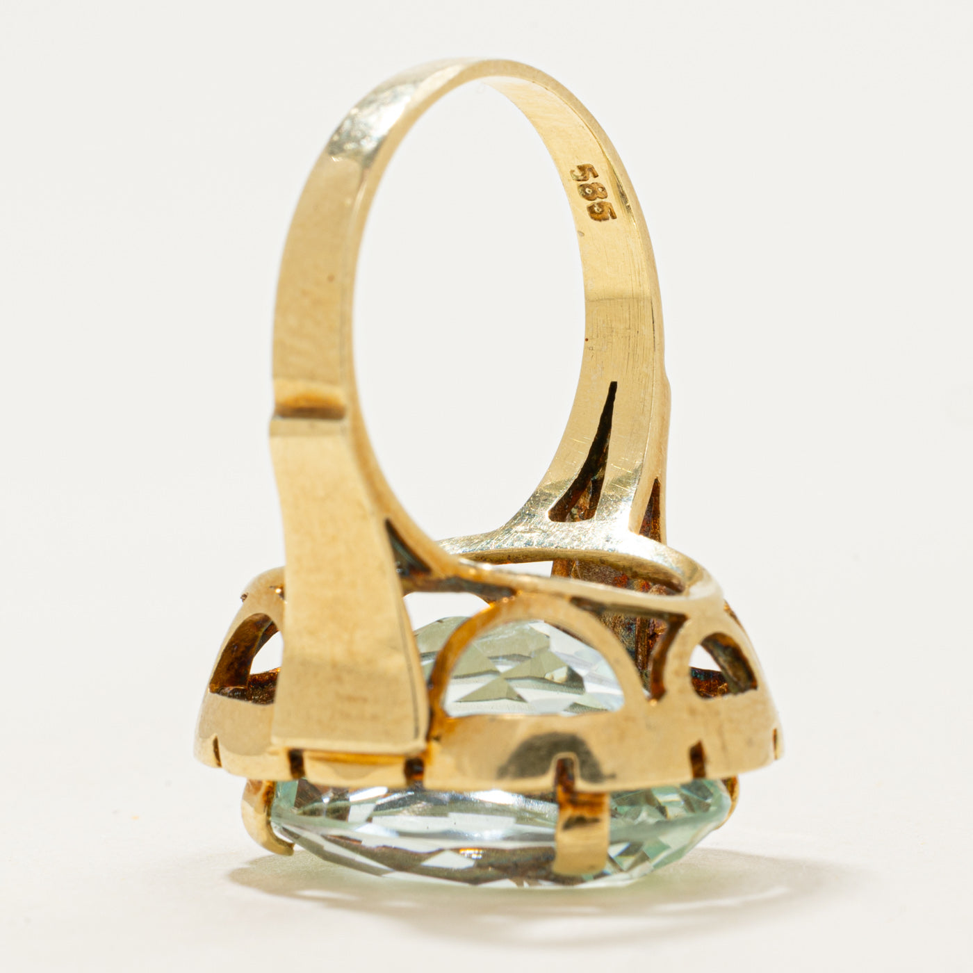 14k Oval Cut Aquamarine Cocktail Ring | 9.6ct | SZ 6.75