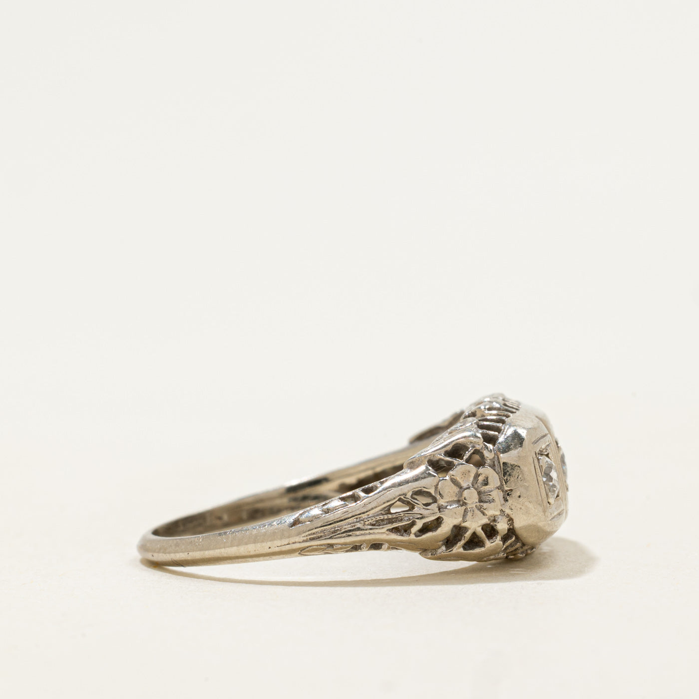 Late Art Deco Three Stone Diamond Panel Ring | 0.16ctw  | SZ 6.75