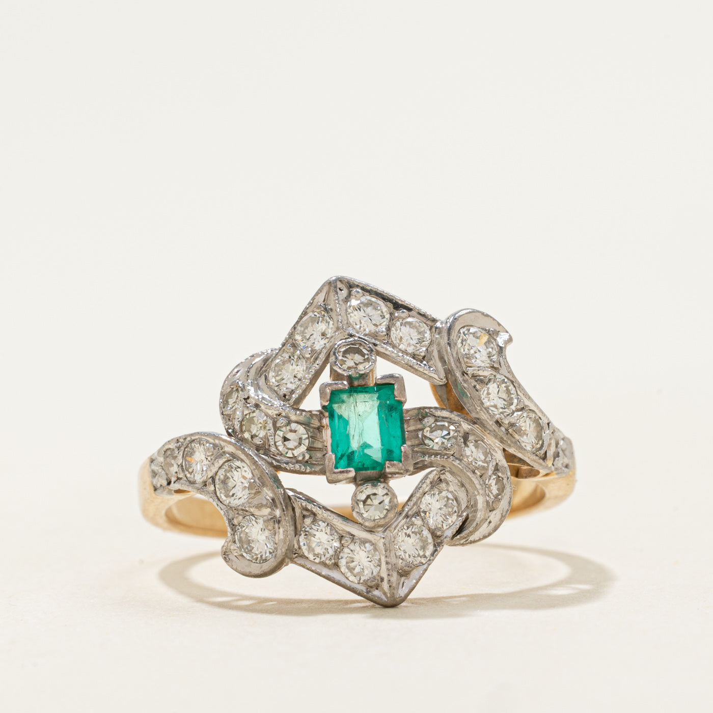 Vintage 18k Emerald & Diamond Swirl Crossover Ring | 0.31ct, 0.42ctw | SZ 7.75
