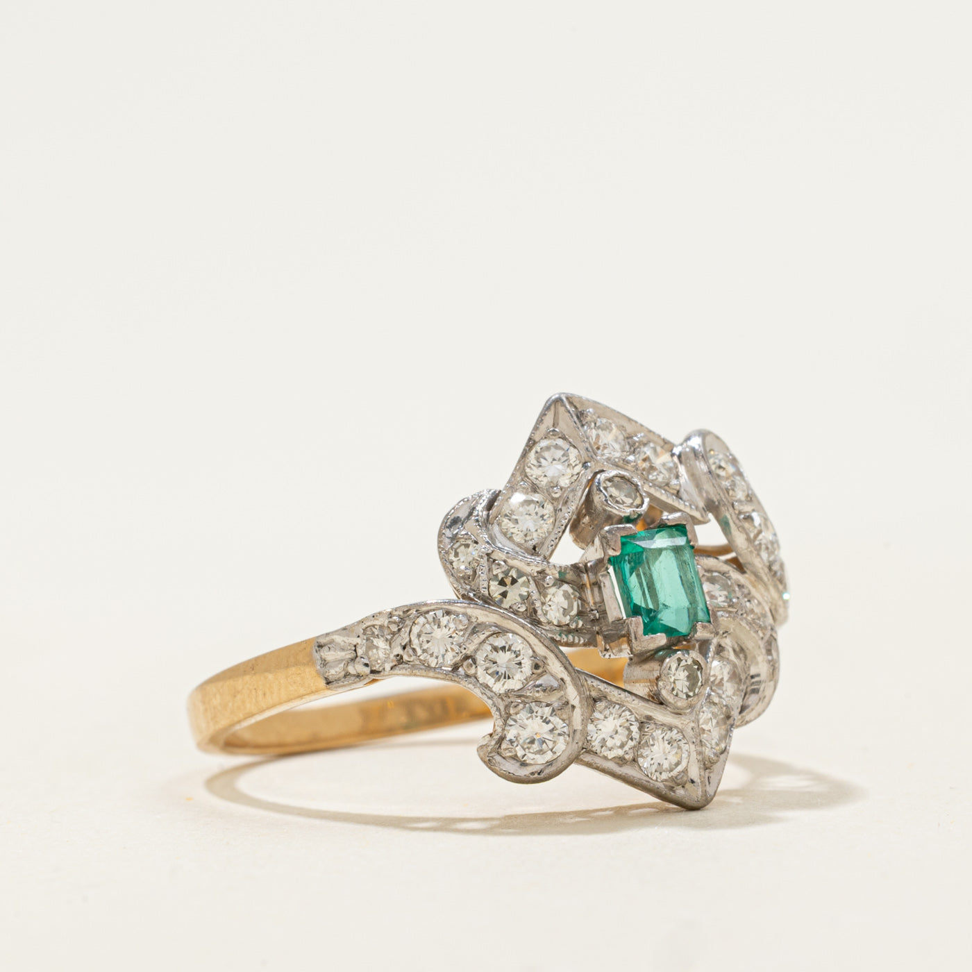 Vintage 18k Emerald & Diamond Swirl Crossover Ring | 0.31ct, 0.42ctw | SZ 7.75