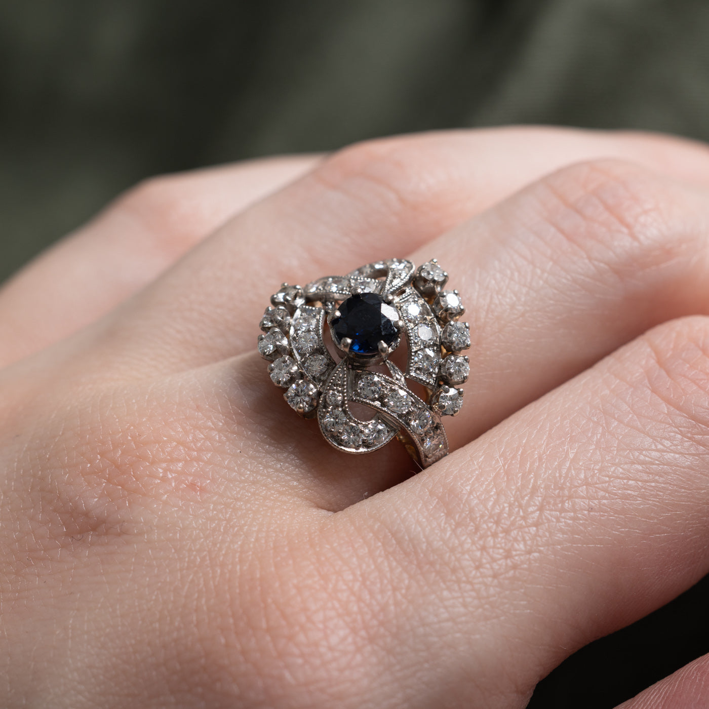 18k Sapphire & Round Brilliant Diamond Swirl Ring | 0.56ct, 0.88ctw  | SZ 6.25