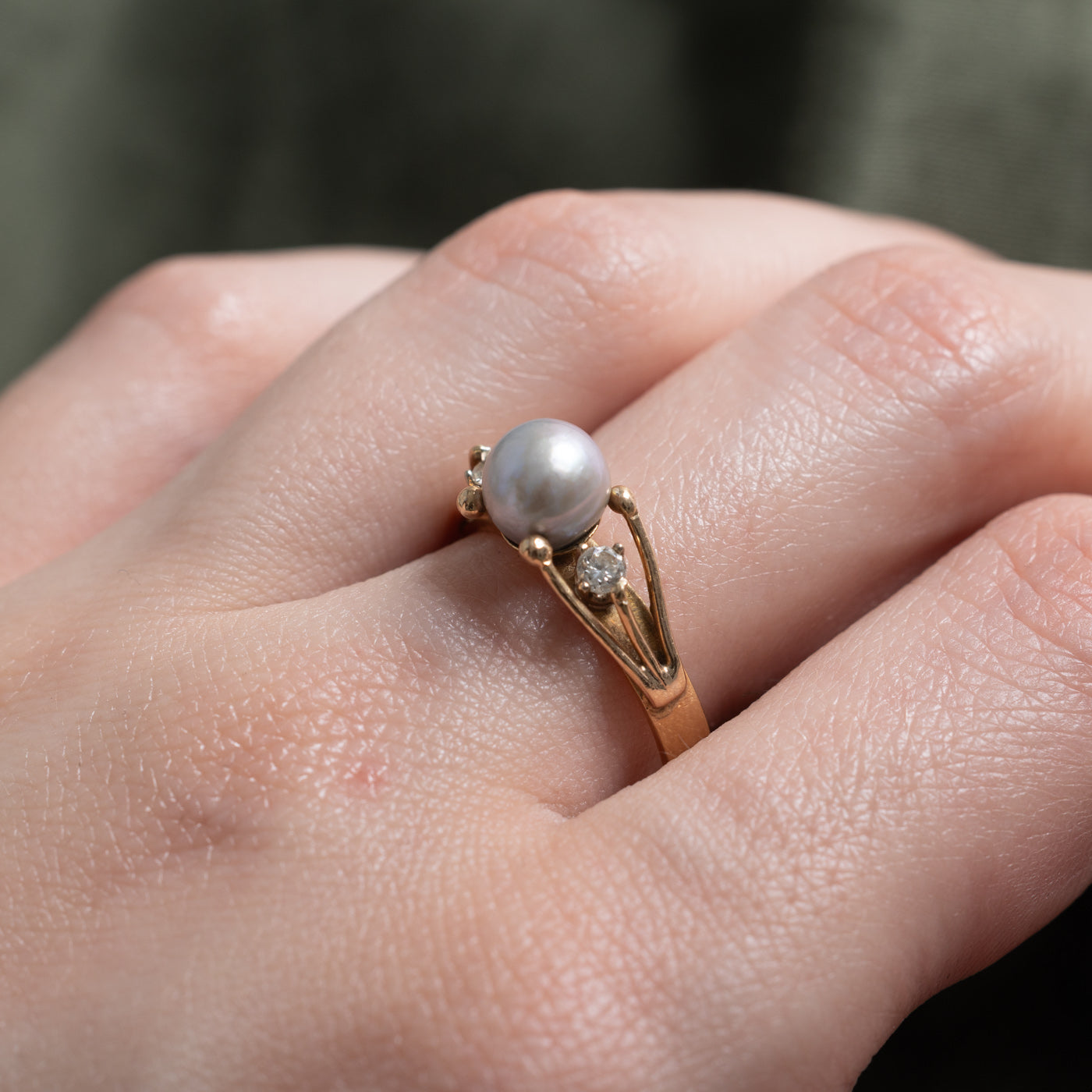 10k Pearl & Diamond Accented Ring | 0.17ctw | SZ 7.25