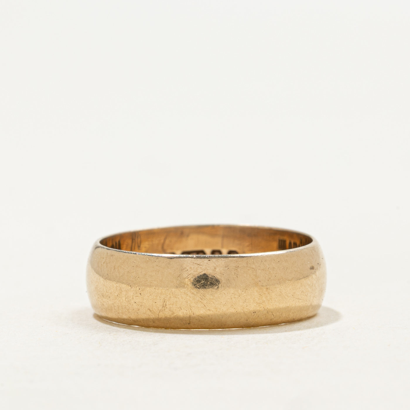 1976 London 9k Yellow Gold Band | 5.91mm | SZ 6.25
