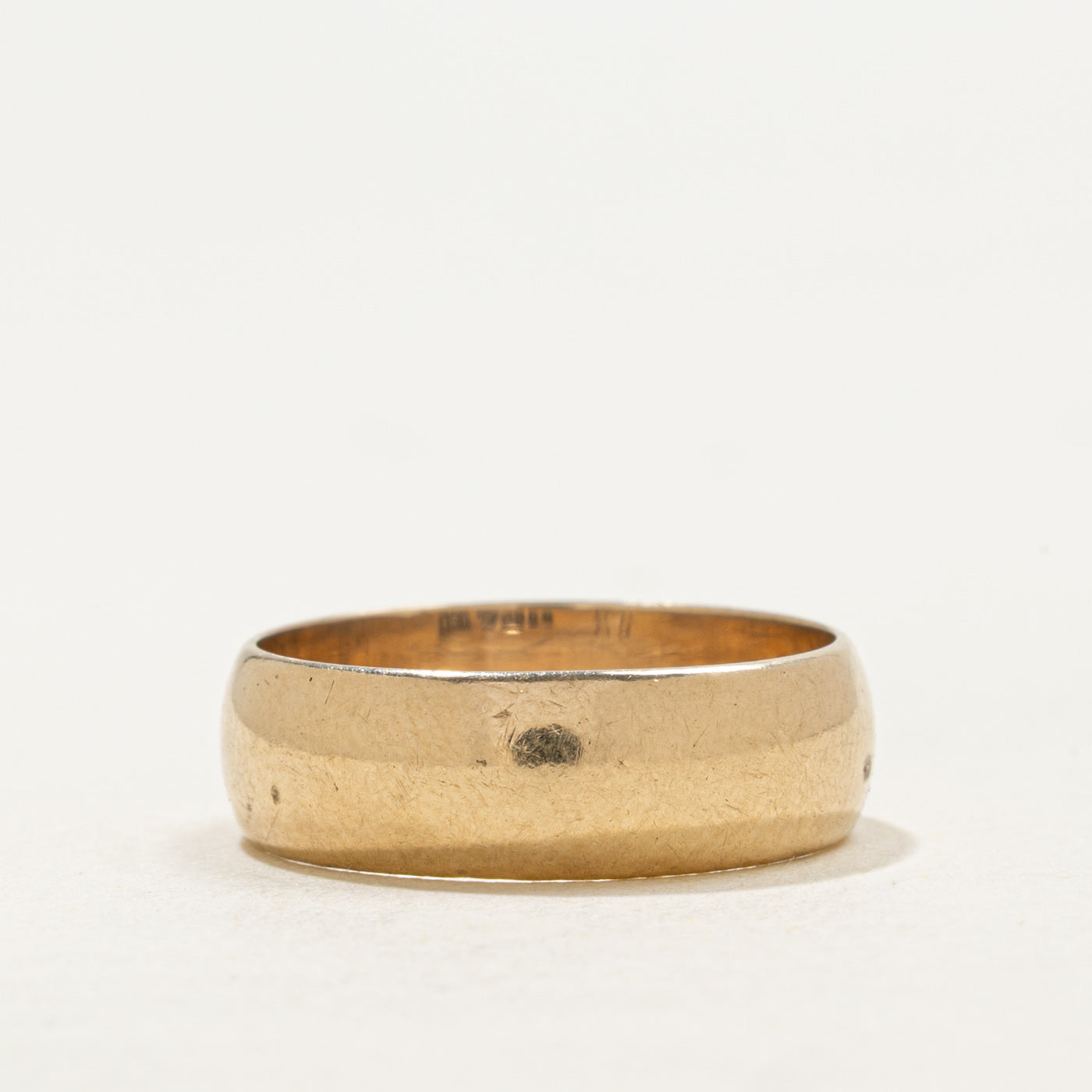 1976 London 9k Yellow Gold Band | 5.91mm | SZ 6.25