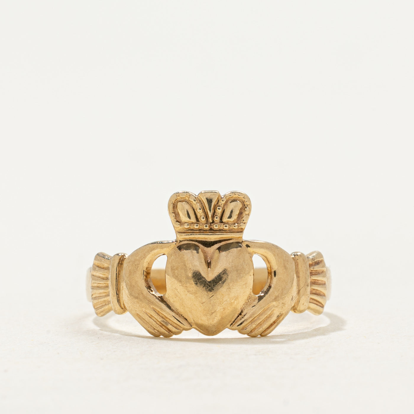 Bague Claddagh Dublin en or jaune 9 carats | Taille 5,75