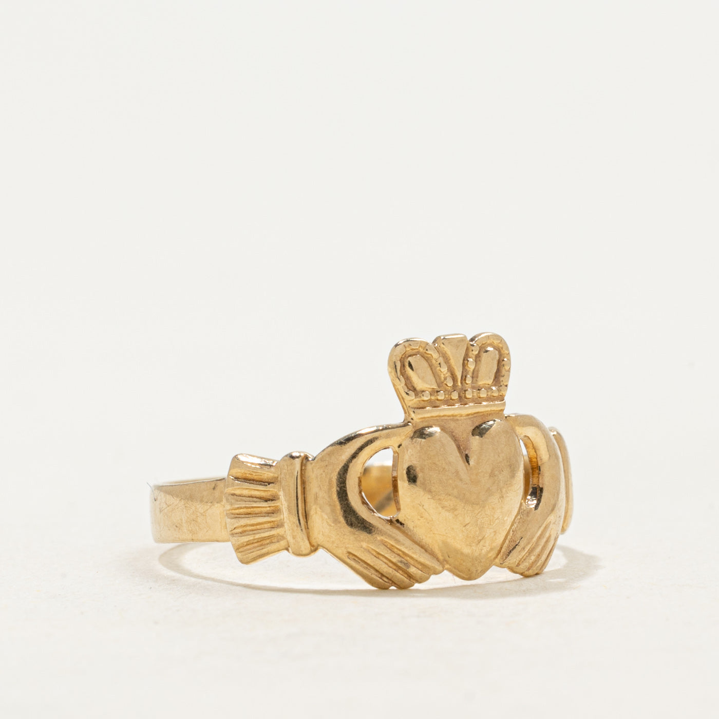 Bague Claddagh Dublin en or jaune 9 carats | Taille 5,75
