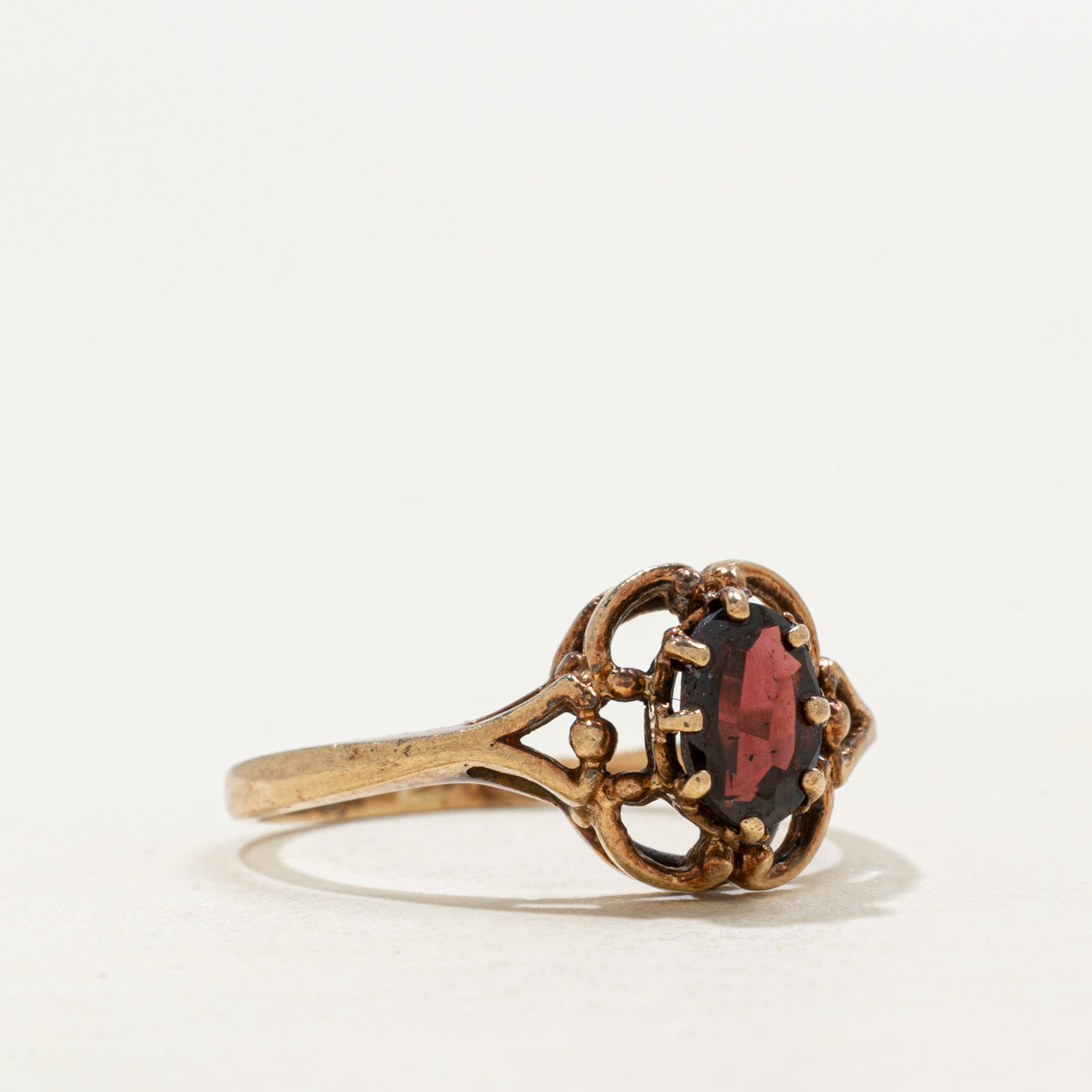Vintage Canadian 10k Garnet Openwork Ring | 0.60ct | SZ 7.5