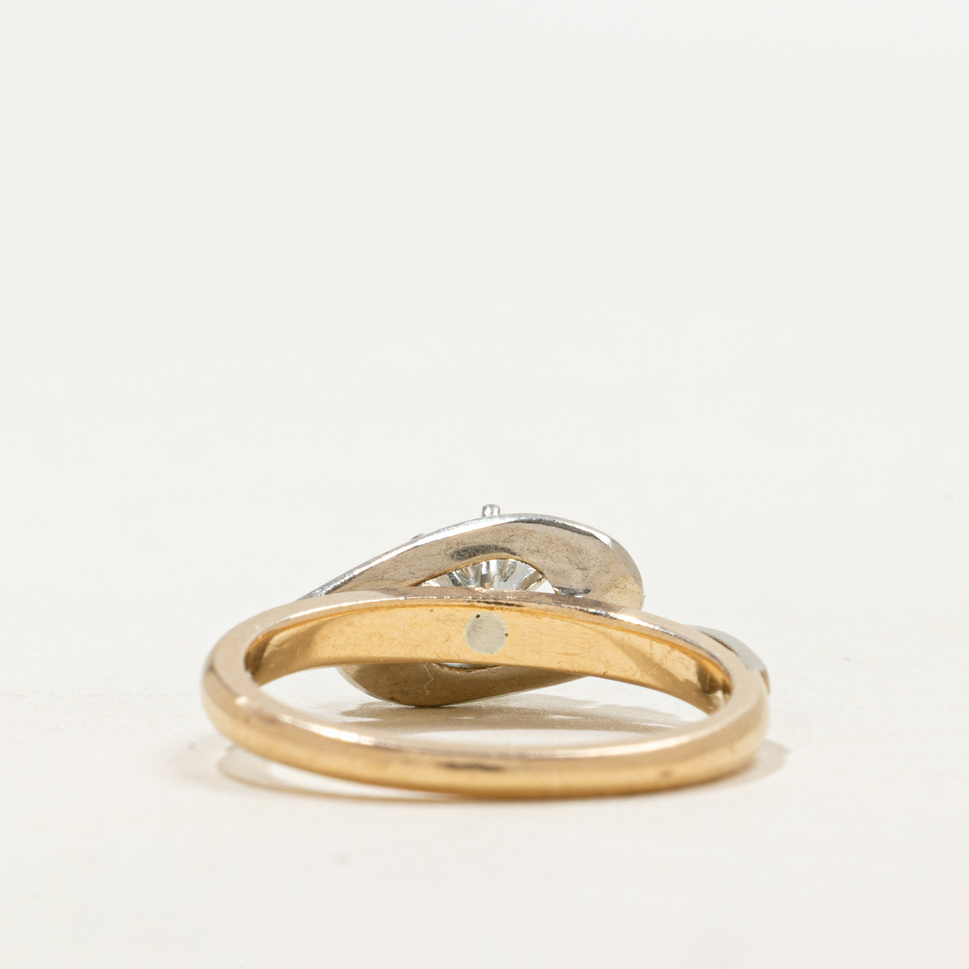 Bague vintage canadienne ornée de diamants (0,13 ct au total) | Taille 6