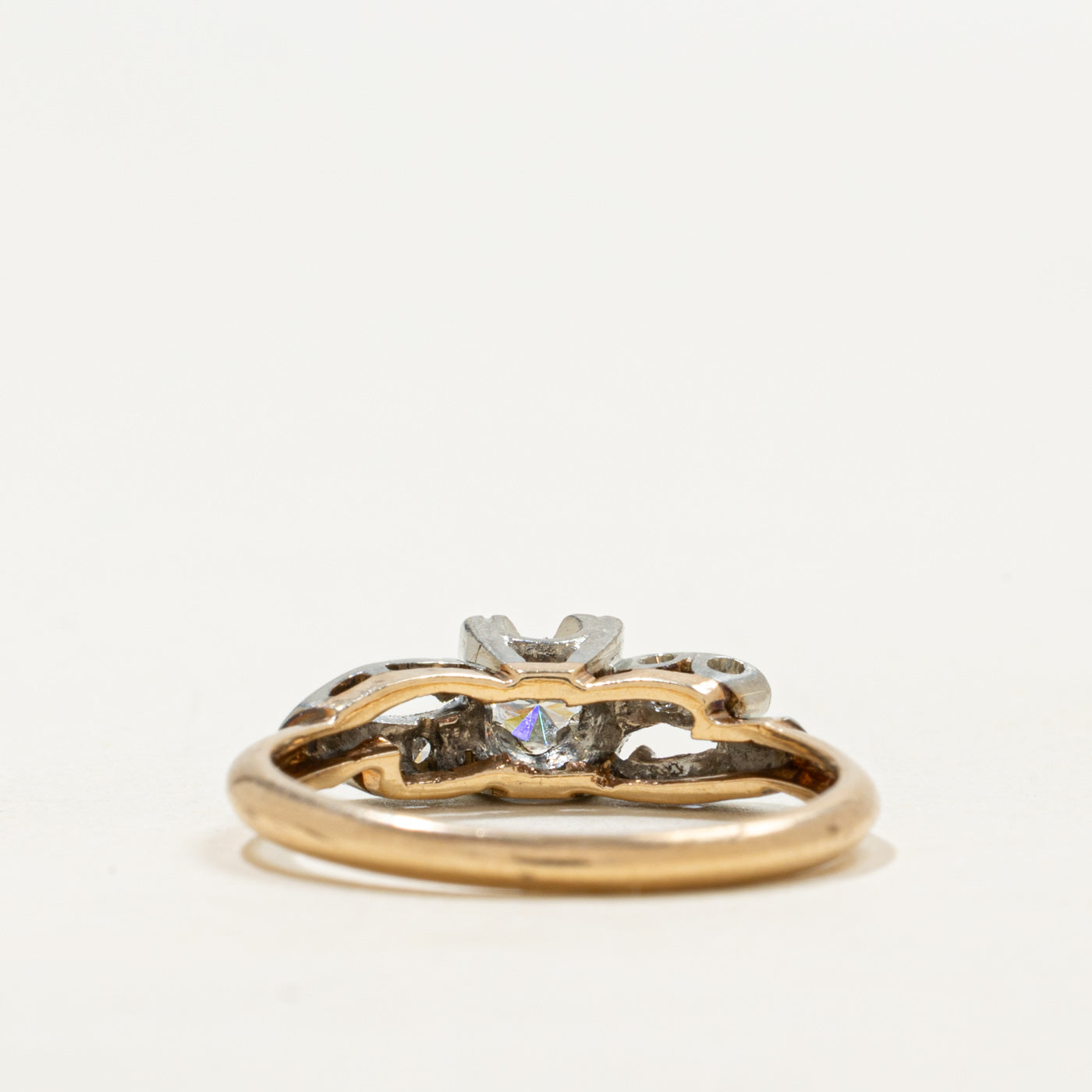 Vintage Canadian Diamond Accented Ring | 0.15ctw | SZ 5.75