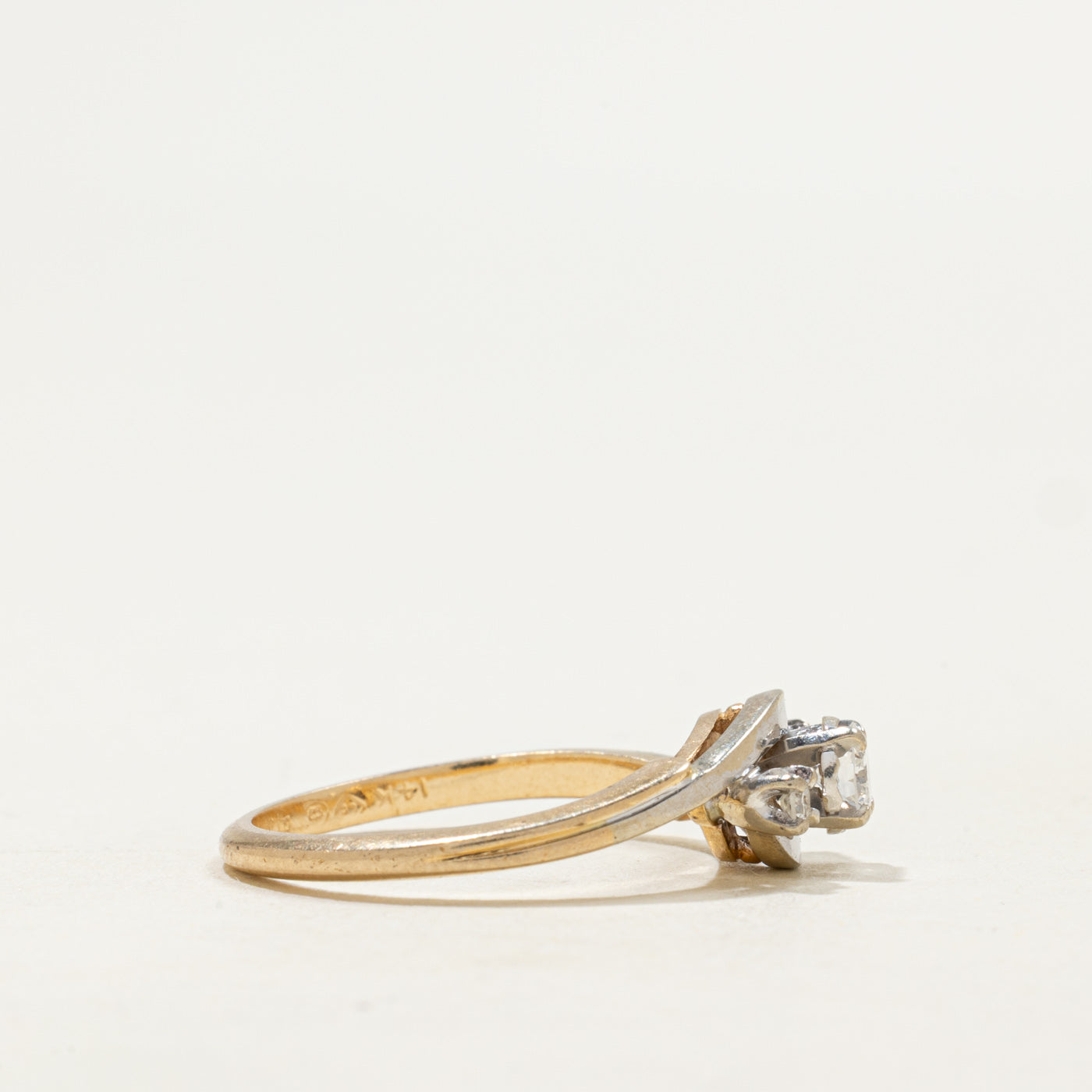 Bague vintage canadienne en or 14 carats avec diamant taille transitionnelle | 0,21 ct | Taille 6,25