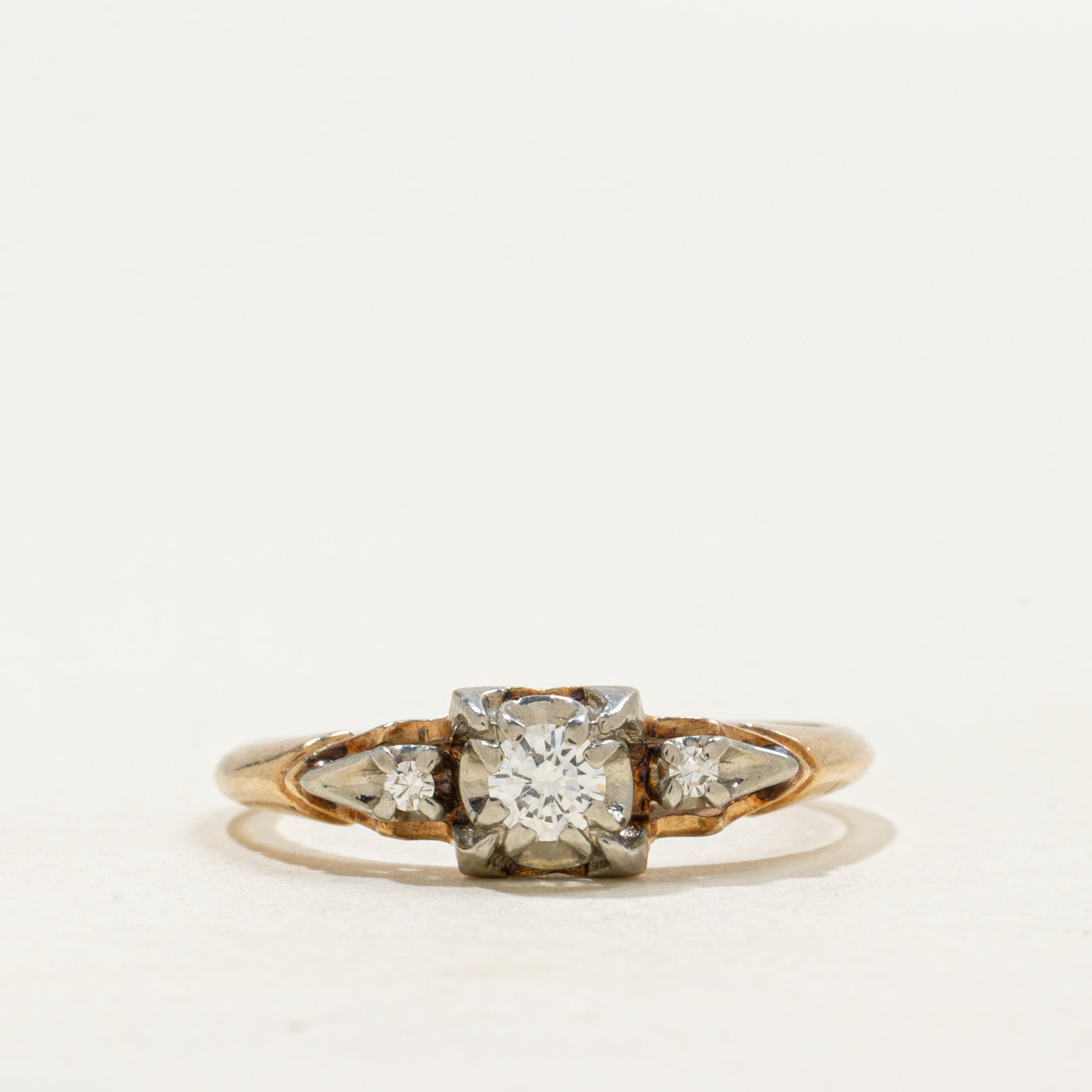 Bague vintage canadienne sertie de diamants illusion | 0,16 ct | Taille 6,75
