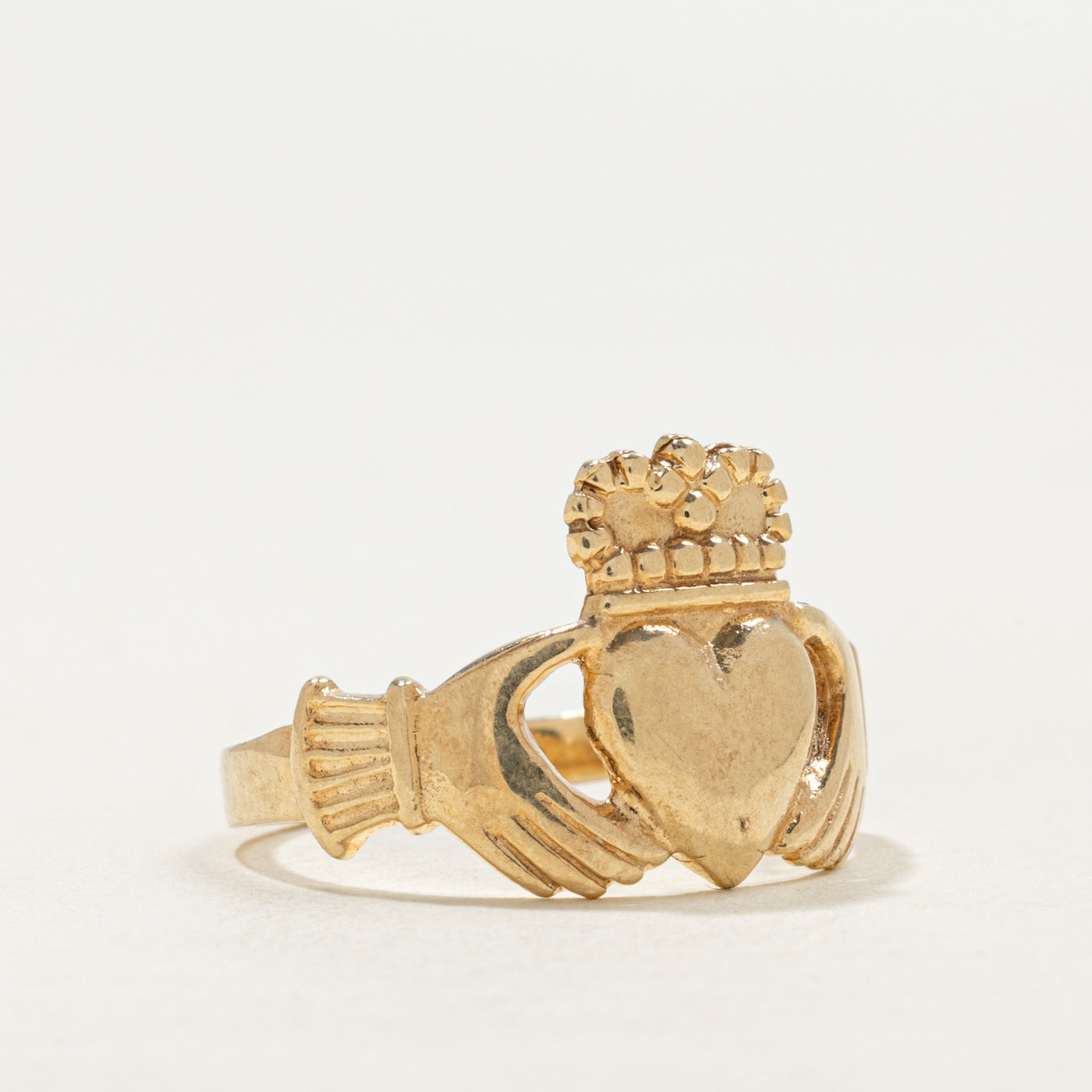 Bague Claddagh Dublin en or jaune 10 carats | Taille 7