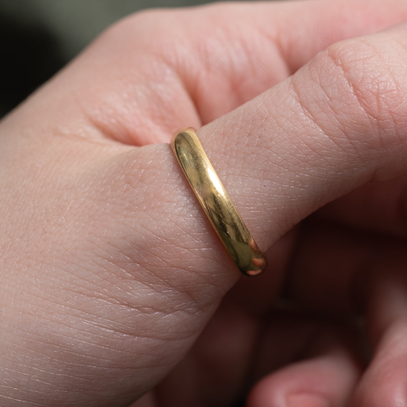 Italian 18k Yellow Gold Band | 4mm | SZ 10.75