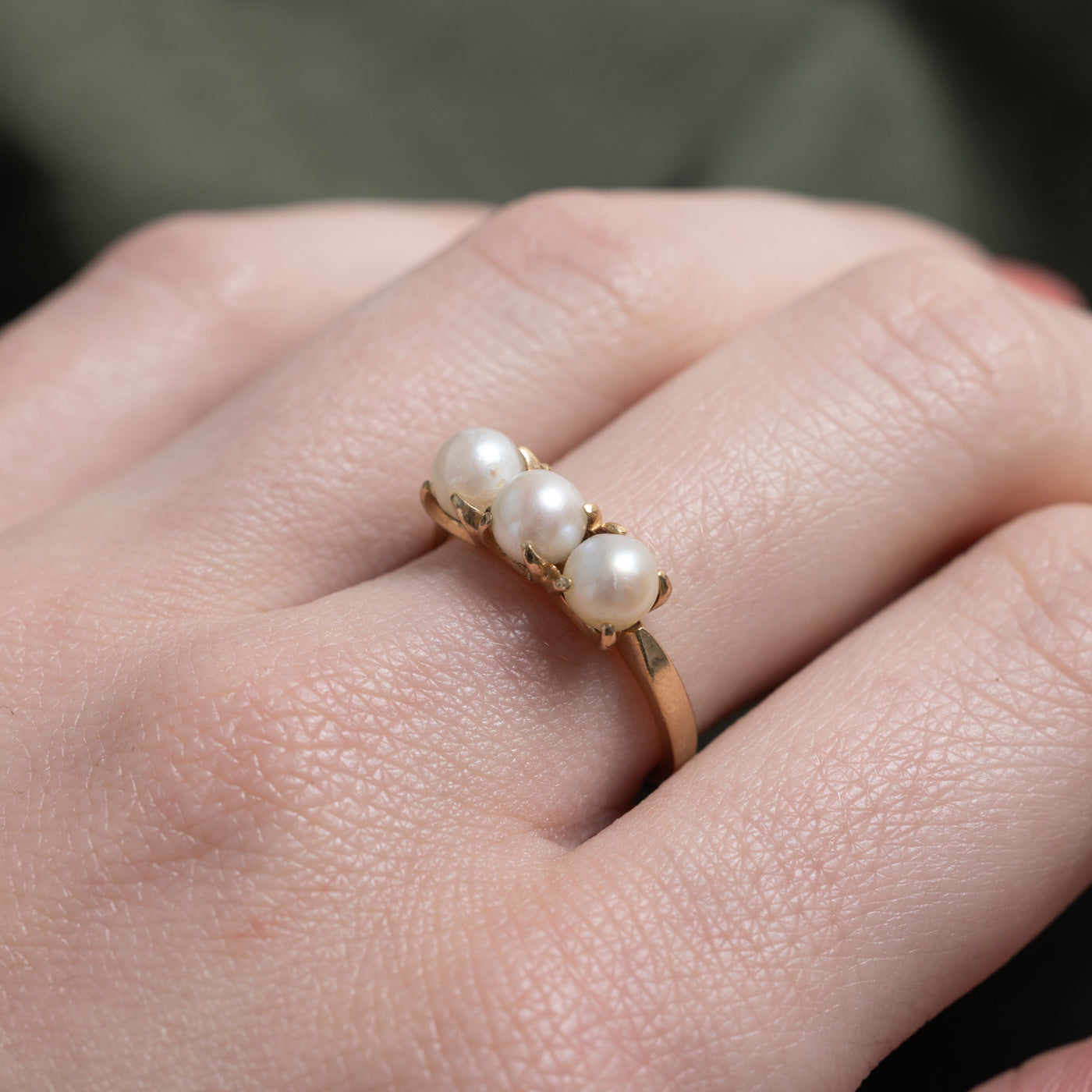 Vintage Canadian 10k Three Stone Pearl Ring | SZ 6.5