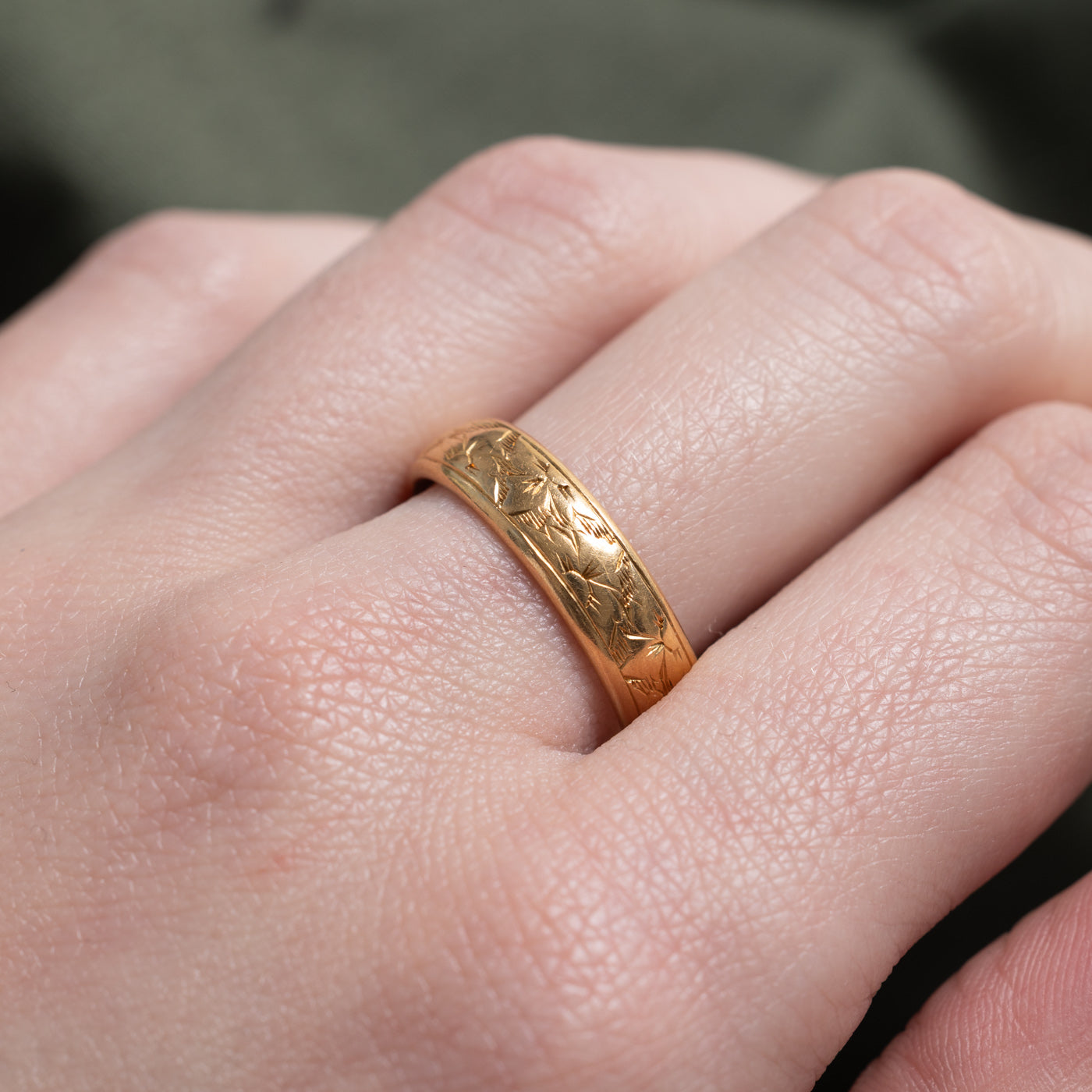 1897 Swedish 20k Yellow Gold Engraved Band | 5.28mm | SZ 8.25