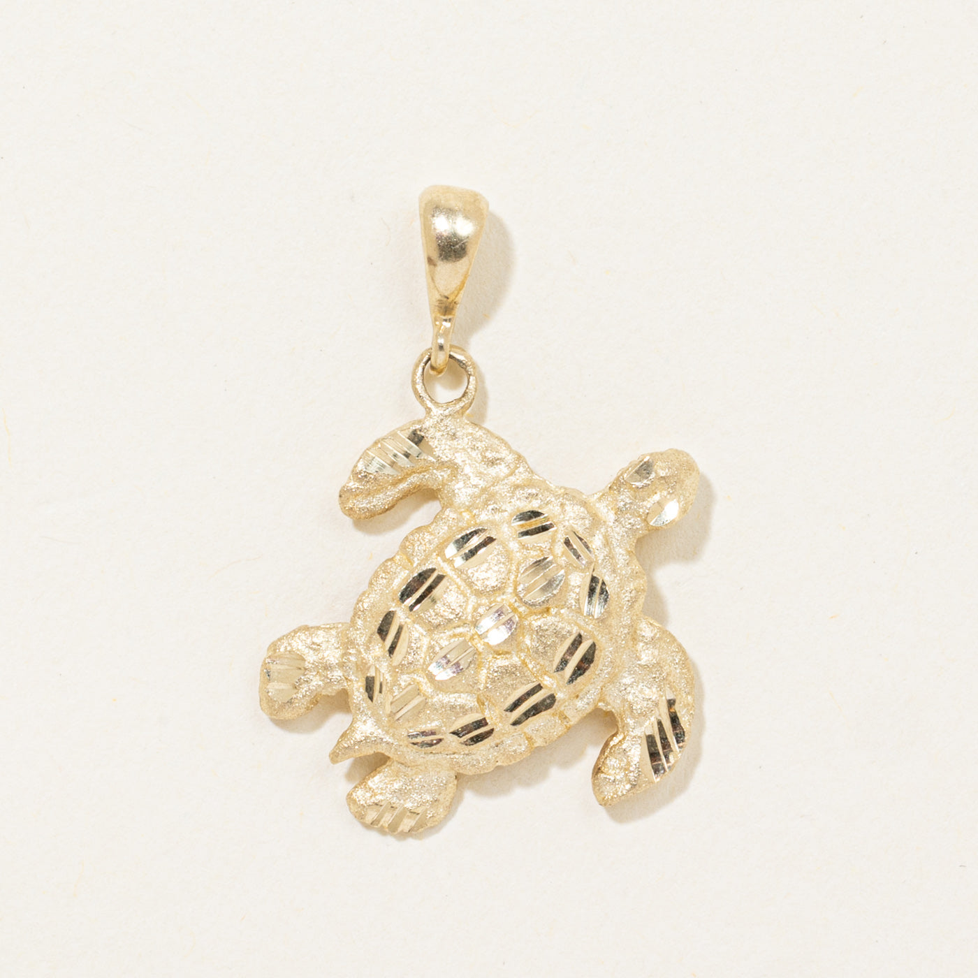 14k Diamond-Cut Turtle Pendant