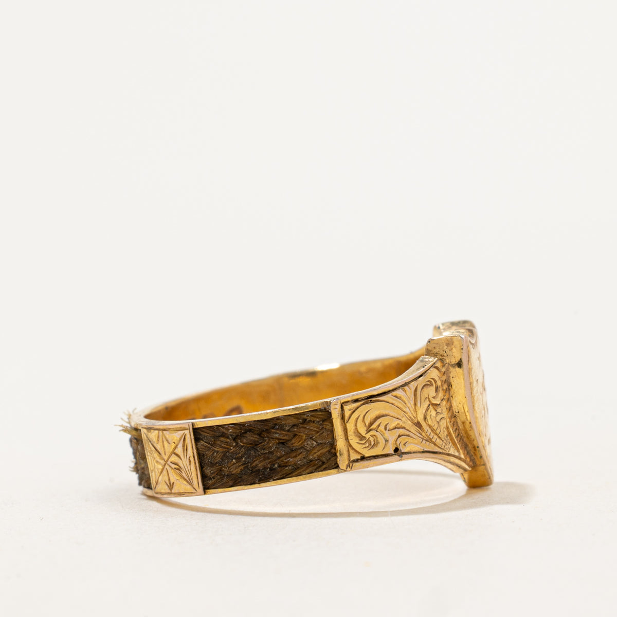 1906 Chester Sentimental Hairwork Crest Ring | SZ 8.25